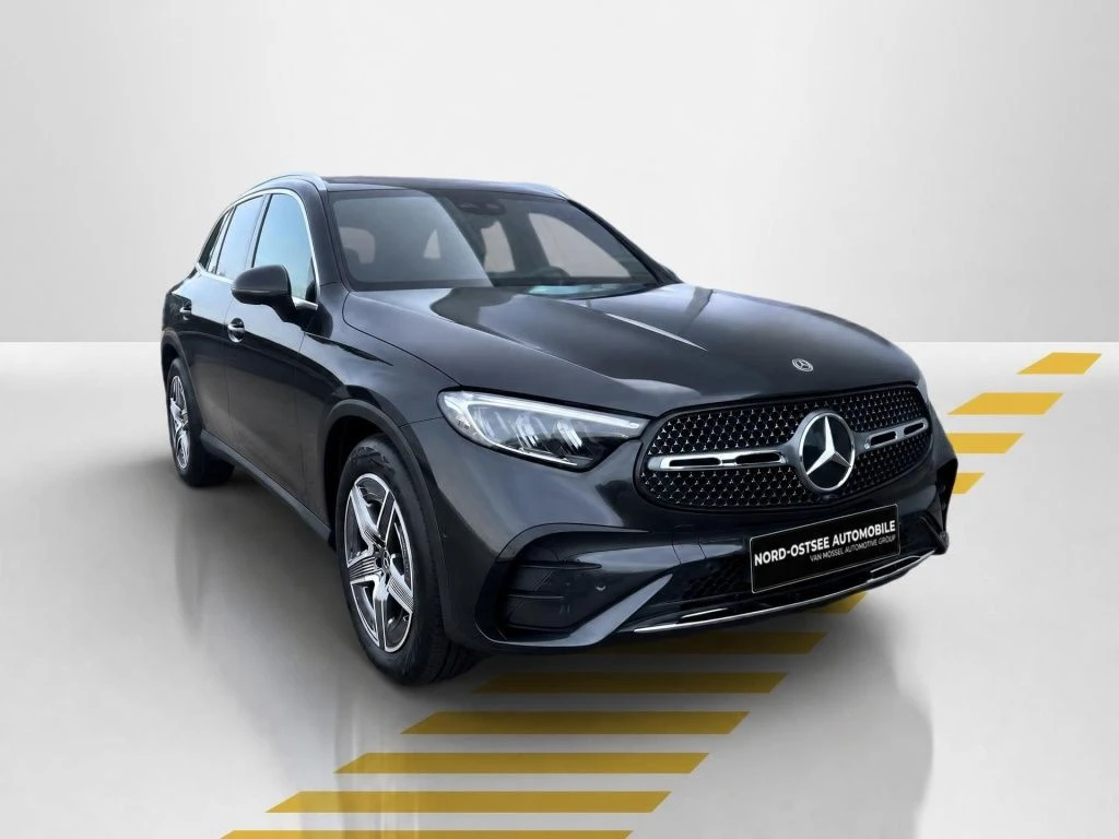 Mercedes-Benz-GLC 300 d-image-16