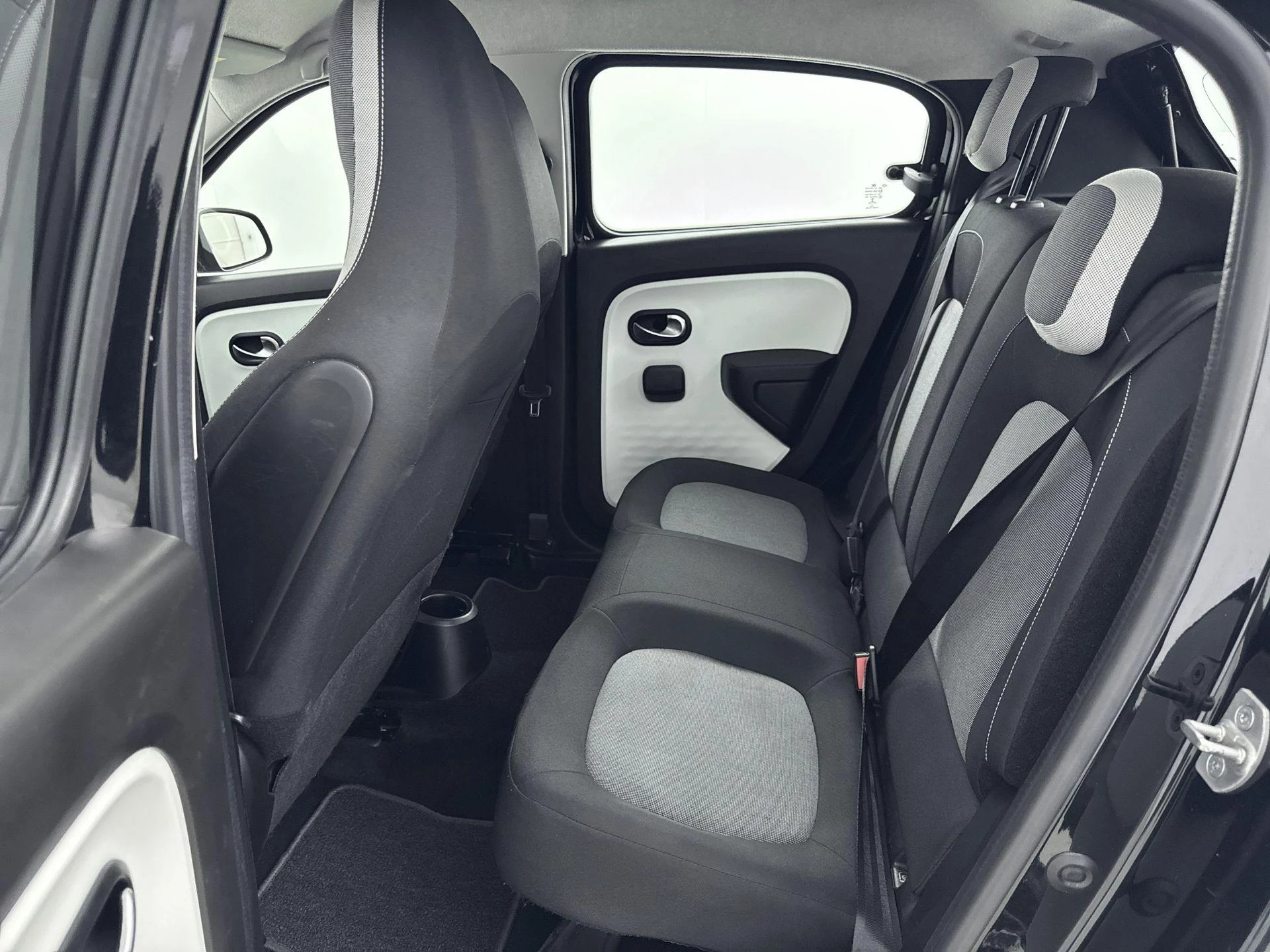 Renault-Twingo-image-26