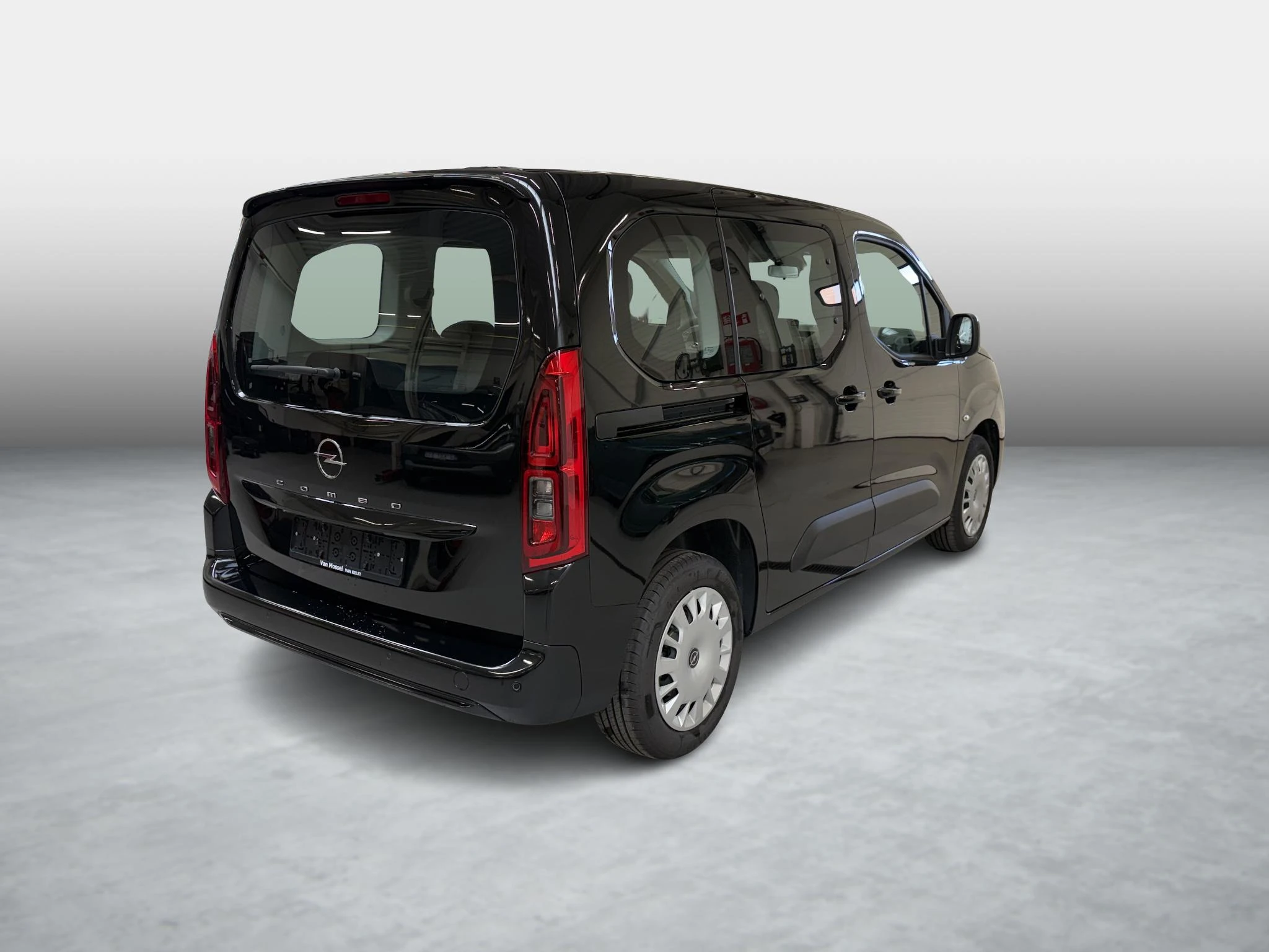 Opel-Combo Life-image-4