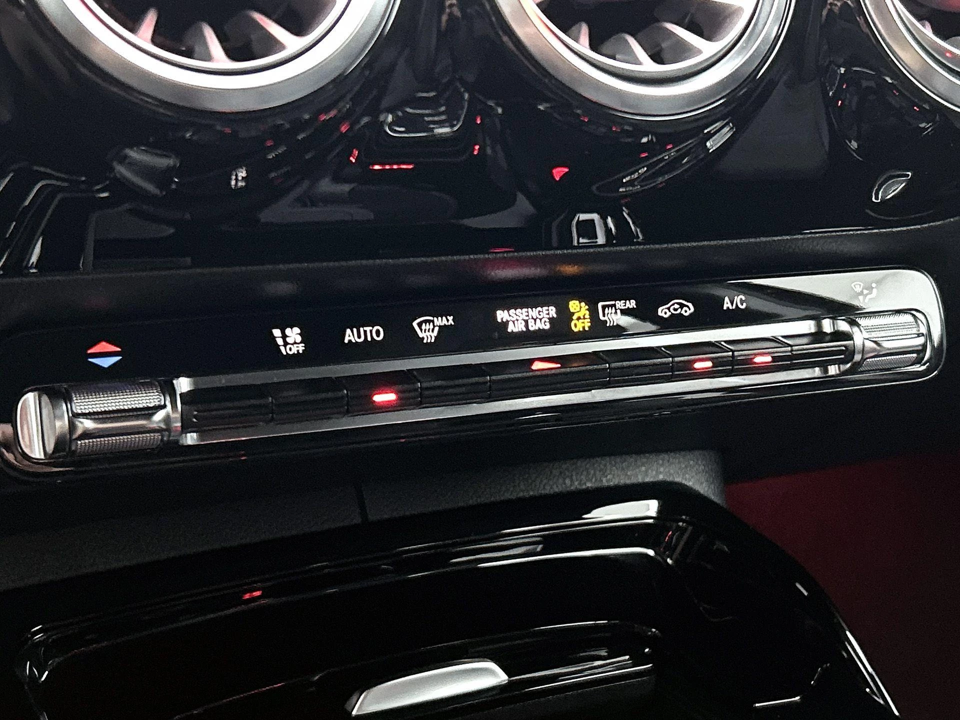 Mercedes-Benz A-Klasse AMG 35 4MATIC Premium Plus