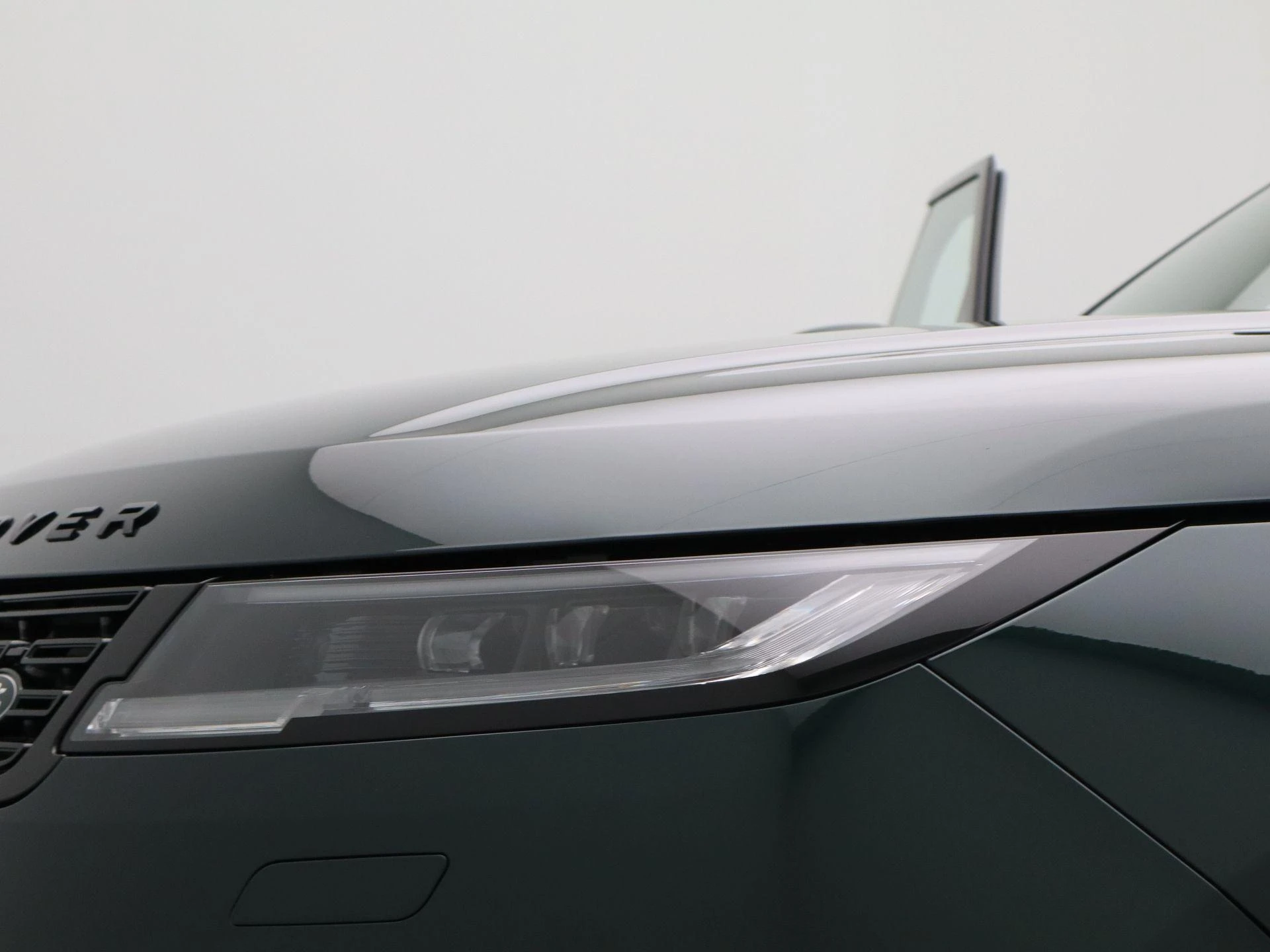 Land Rover-Range Rover Sport-image-14