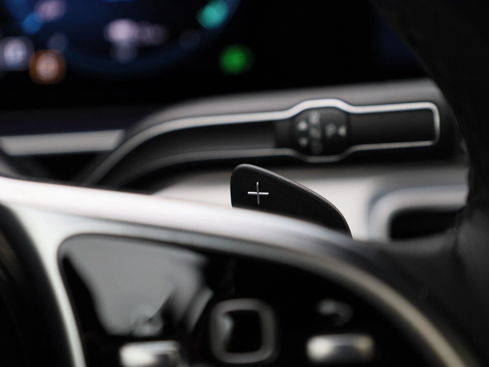 Mercedes-Benz-GLE-image-29