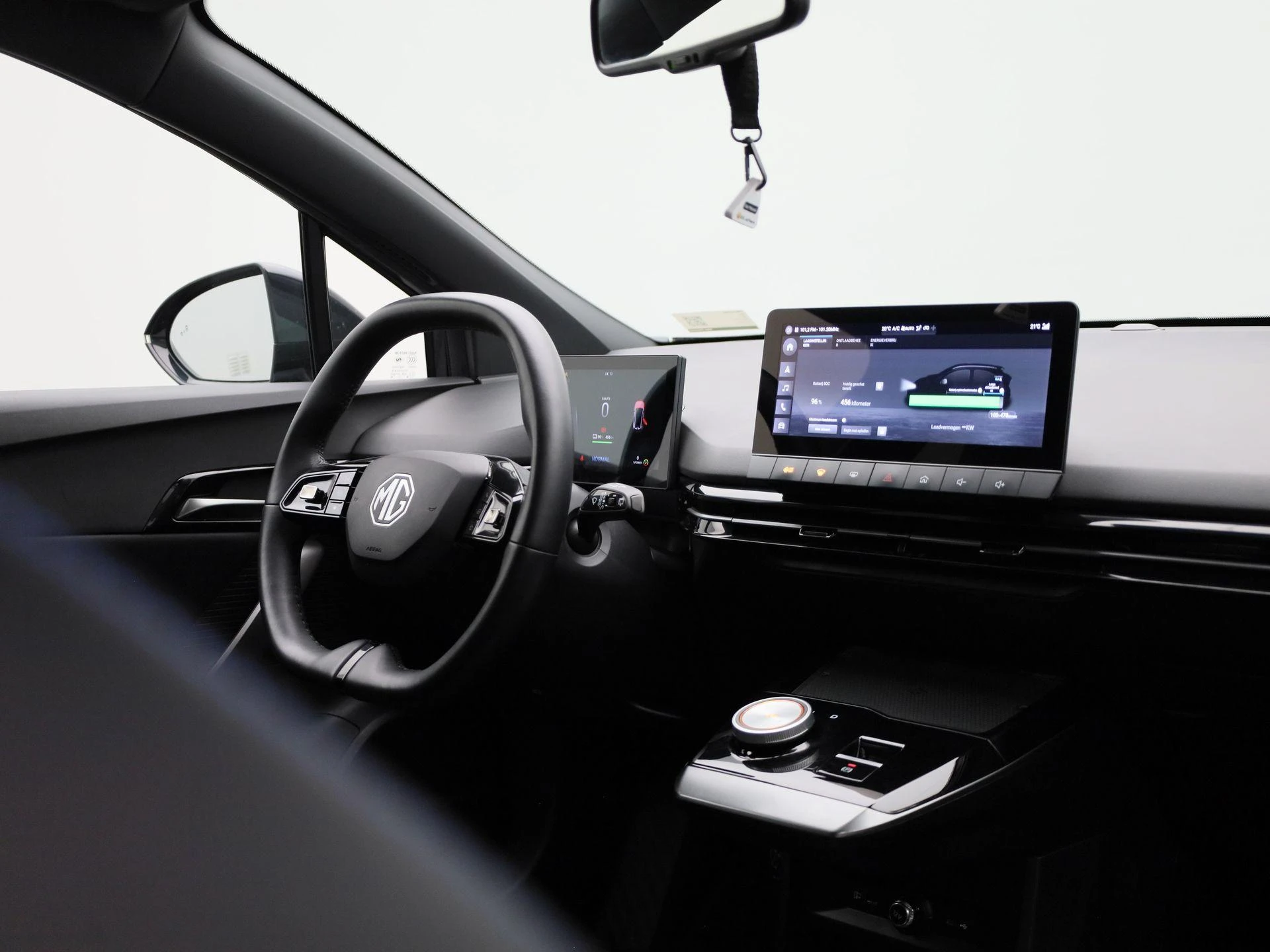 MG MG4 64 kWh Luxury