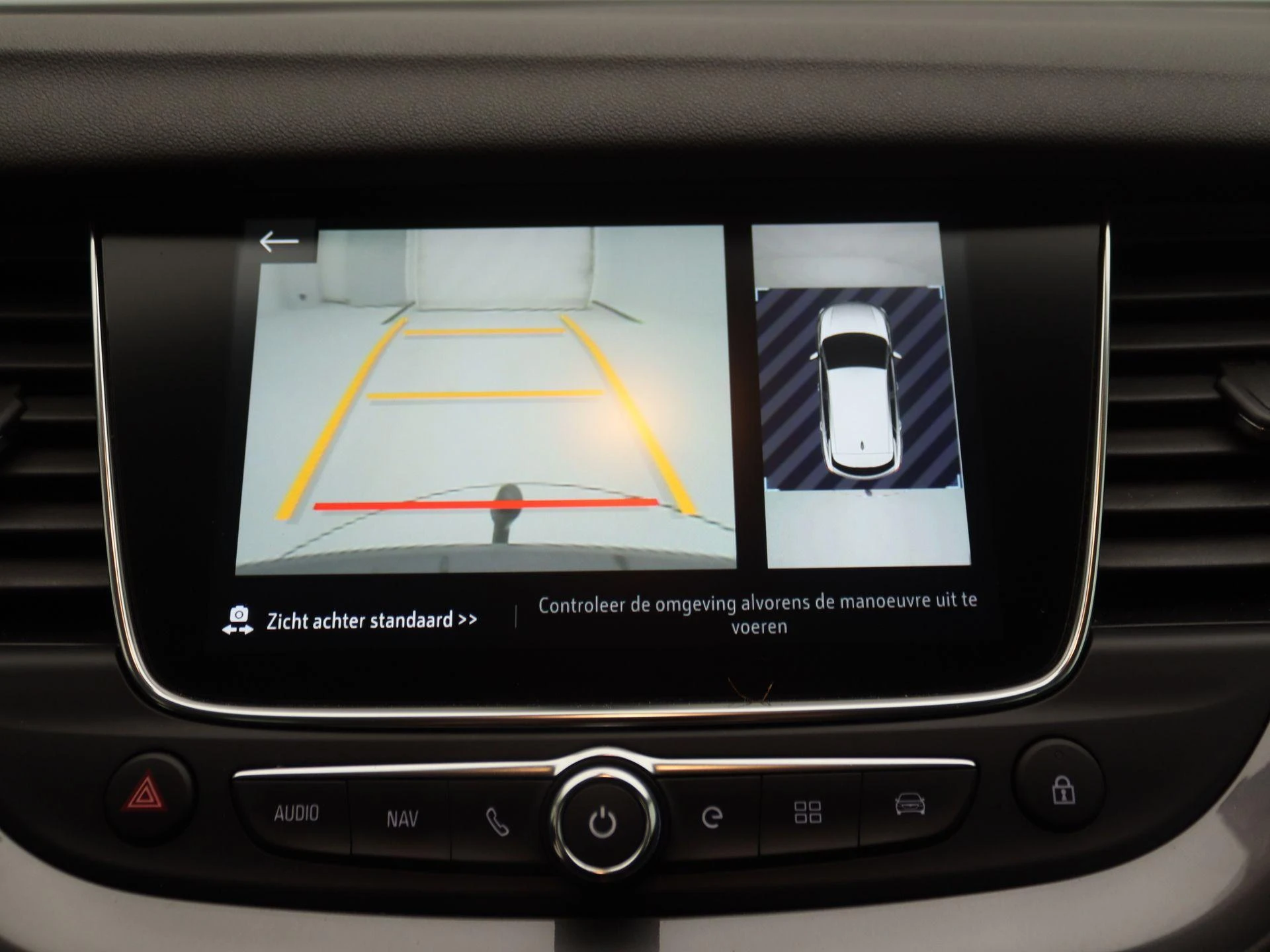 Opel-Grandland X-image-16