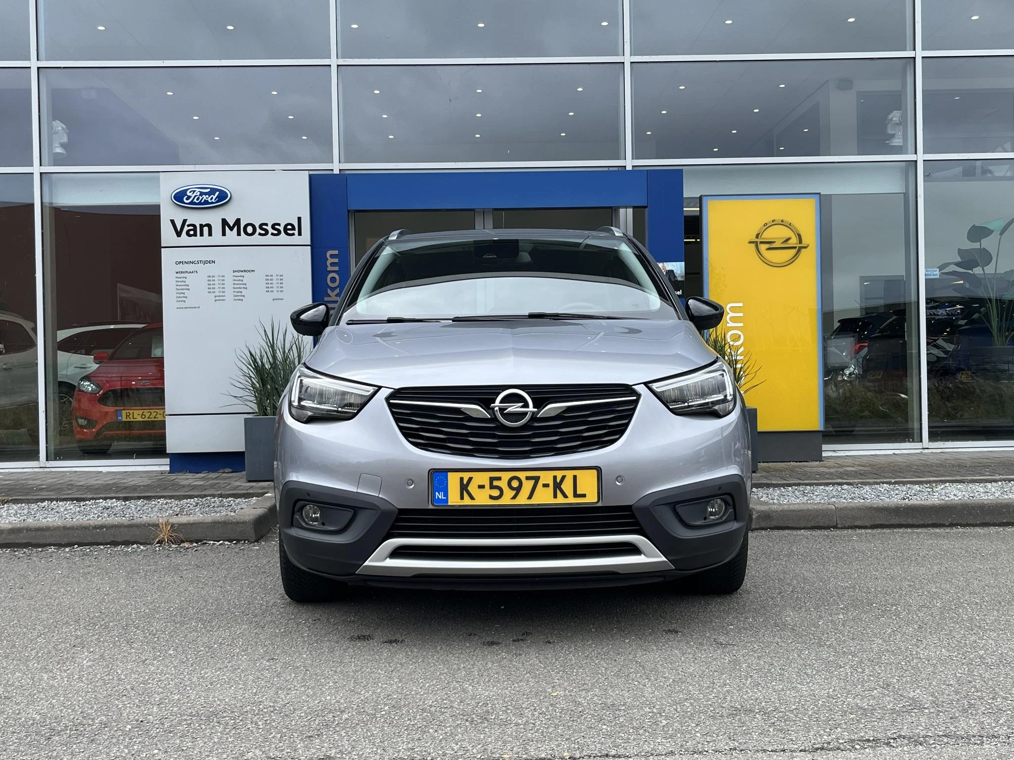 Opel-Crossland X-image-1