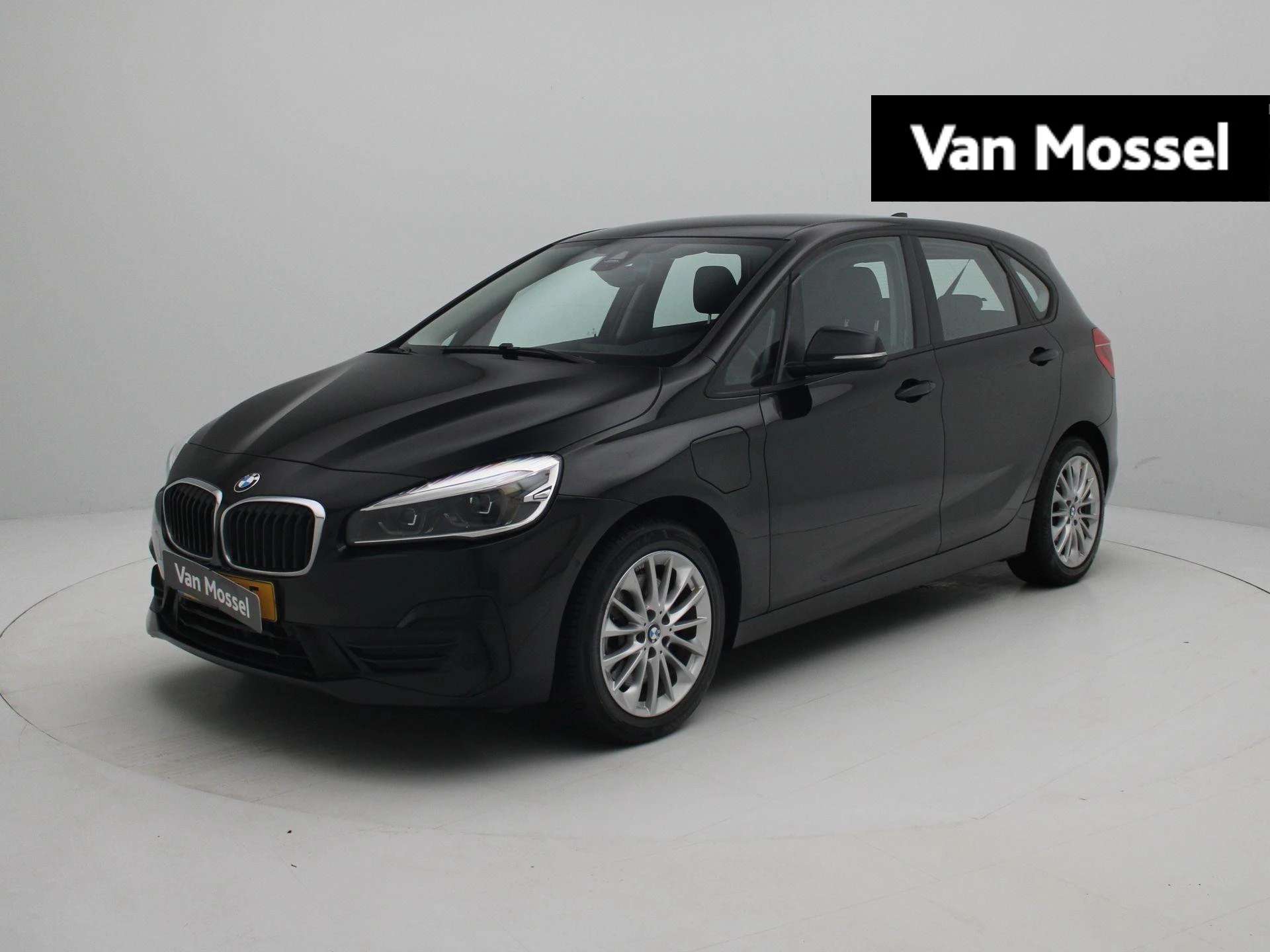 BMW-2 Serie-image-0