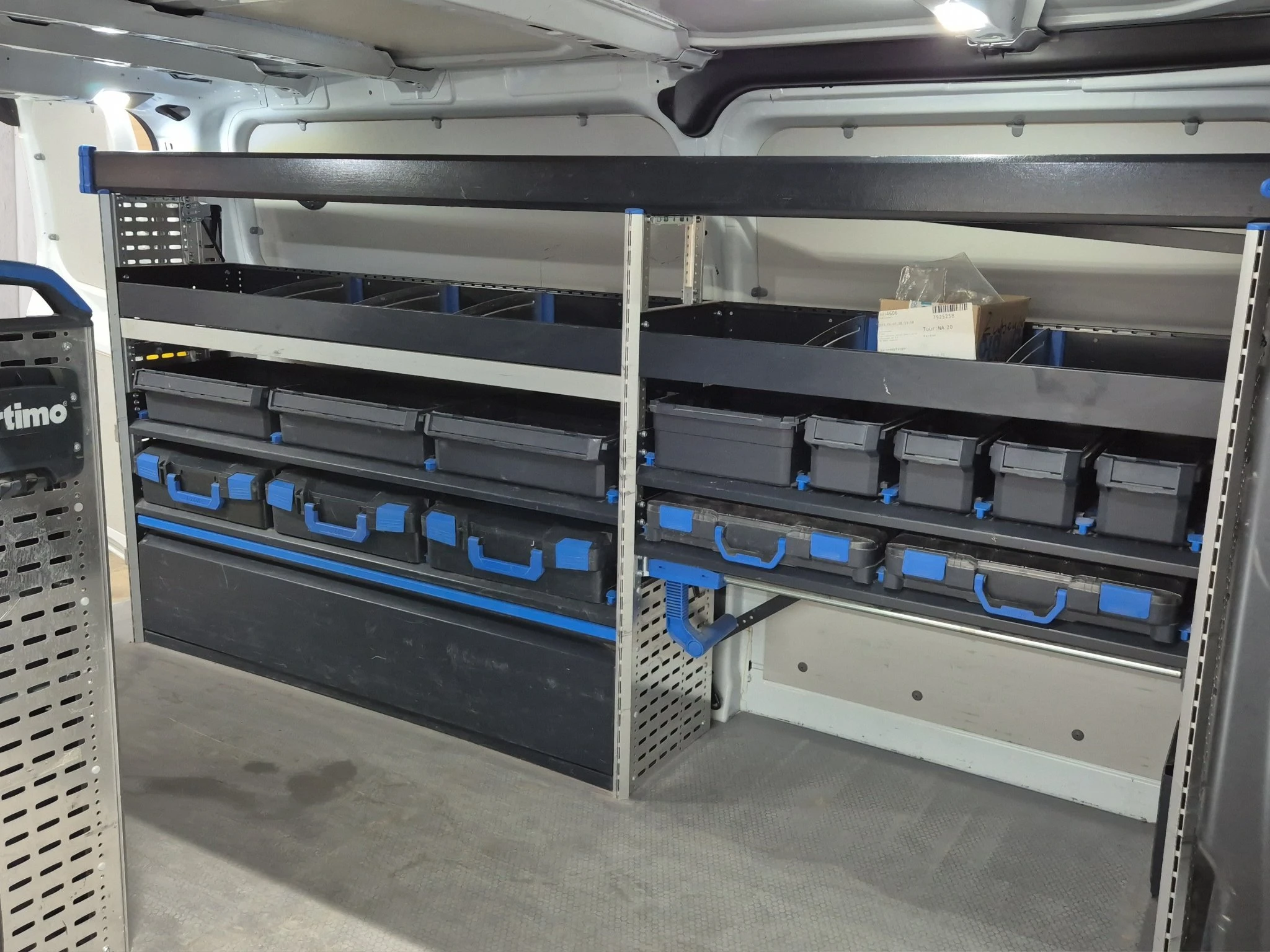Ford Transit Custom Trend 300 L2H1 I Service Line-Paket IAHK