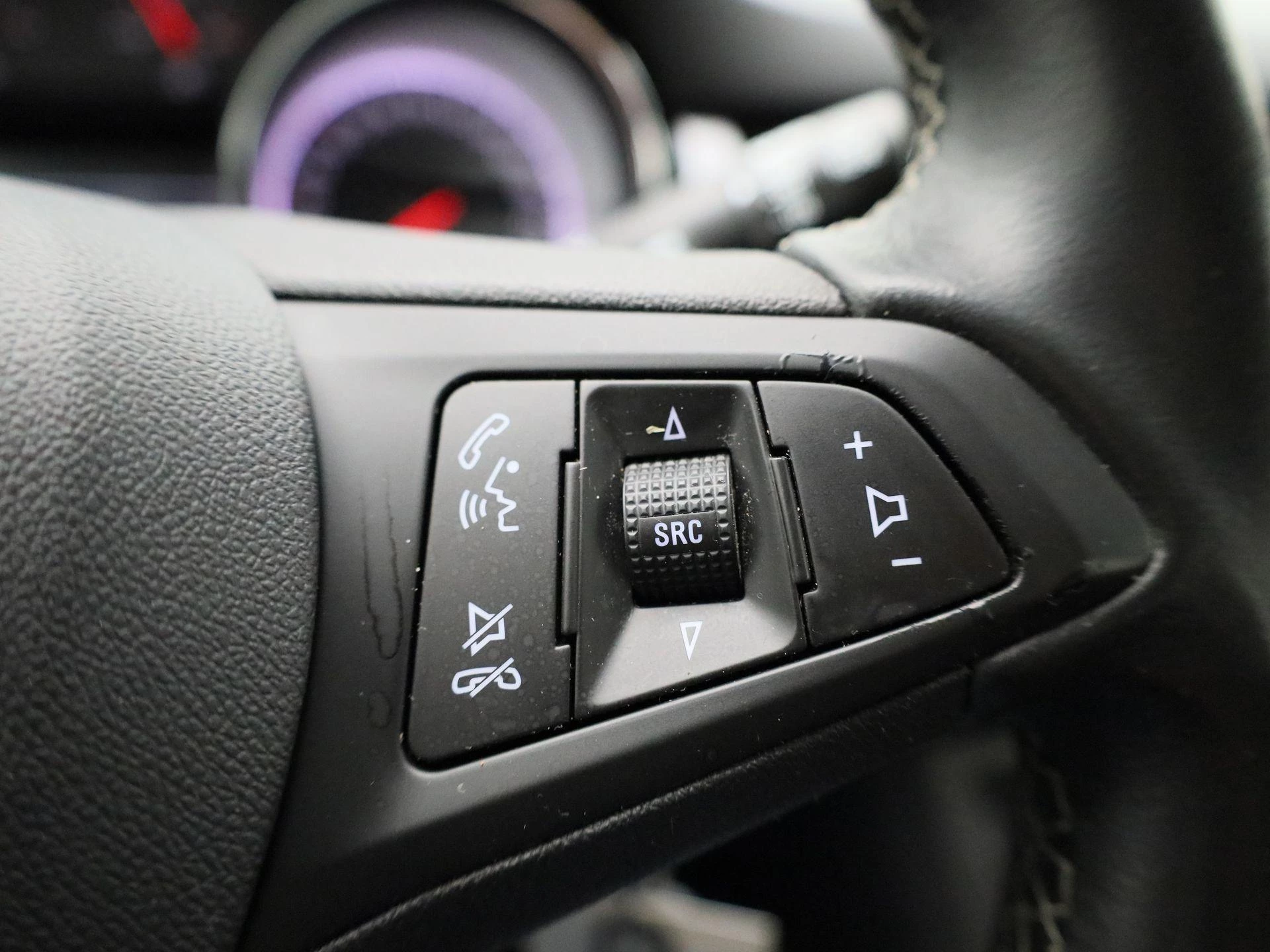 Opel-Astra-image-13