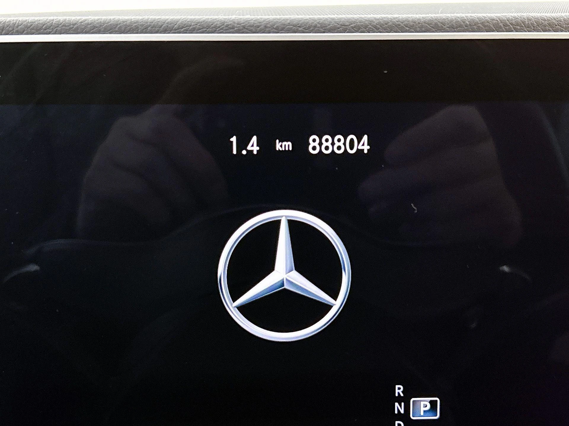 Mercedes-Benz-GLE-image-24