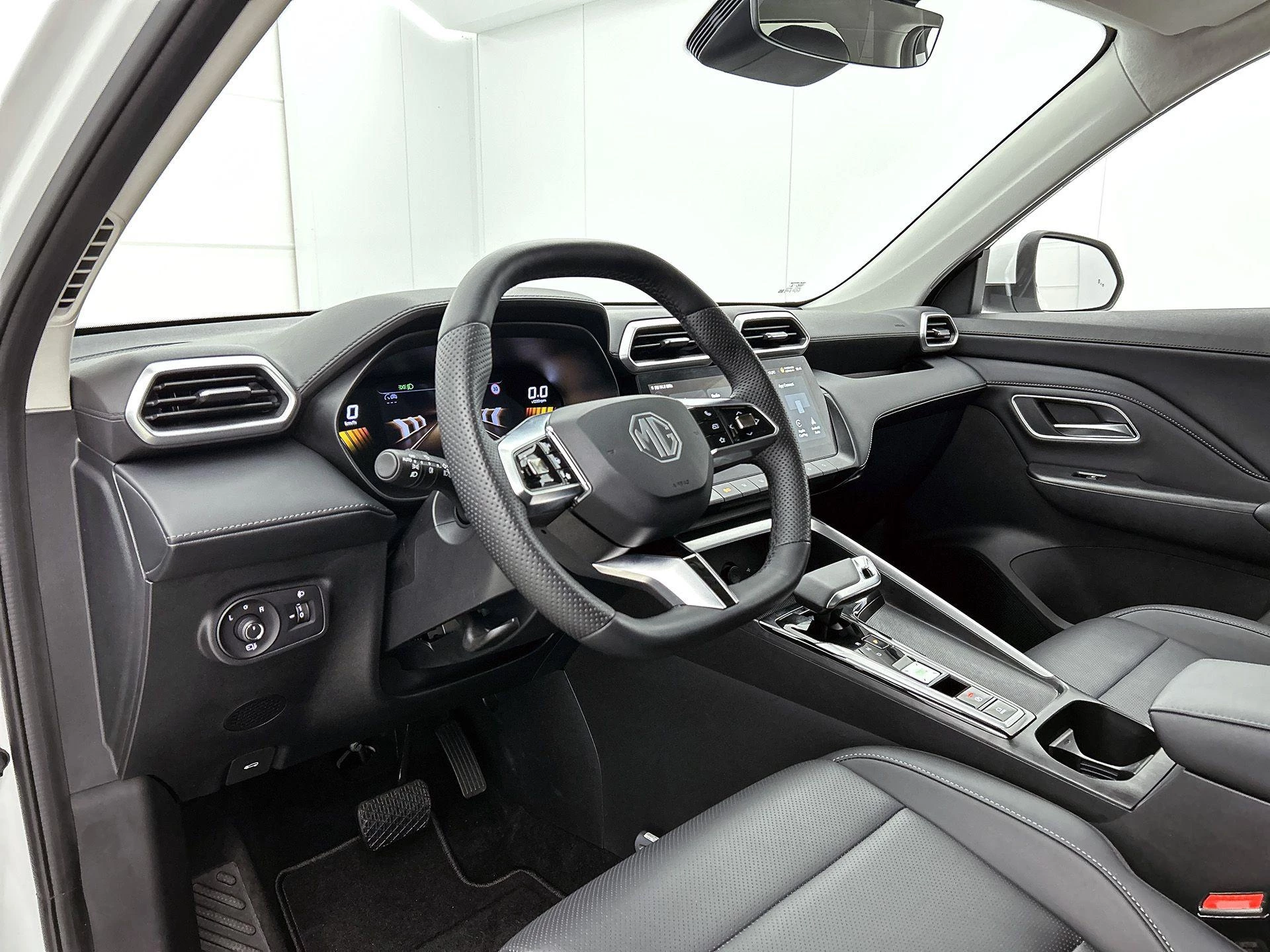 MG-ZS-image-18