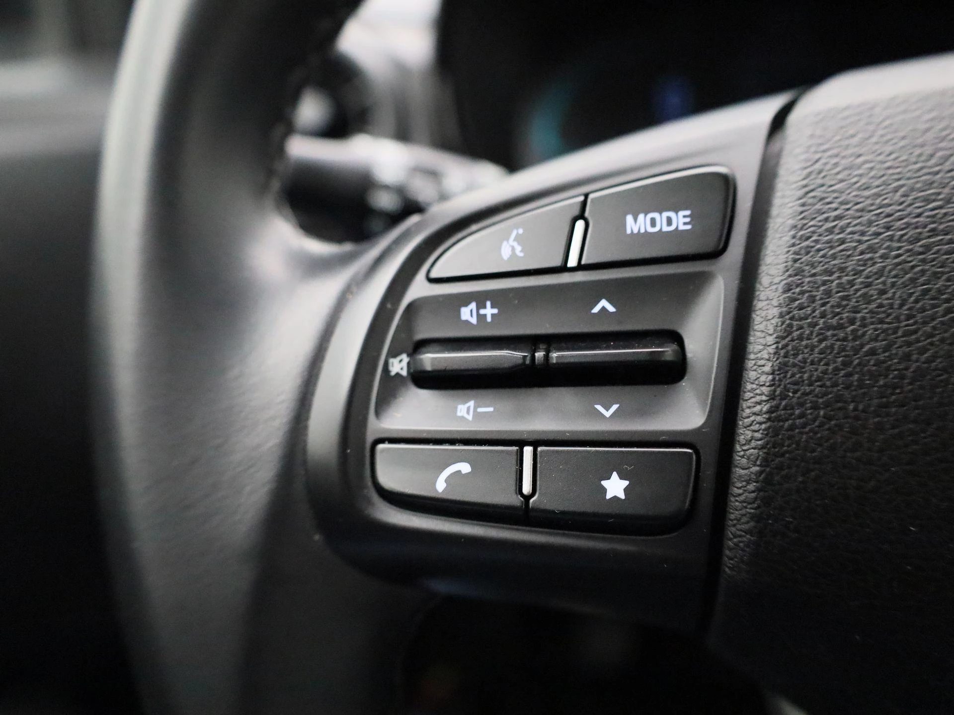 Hyundai-i10-image-17