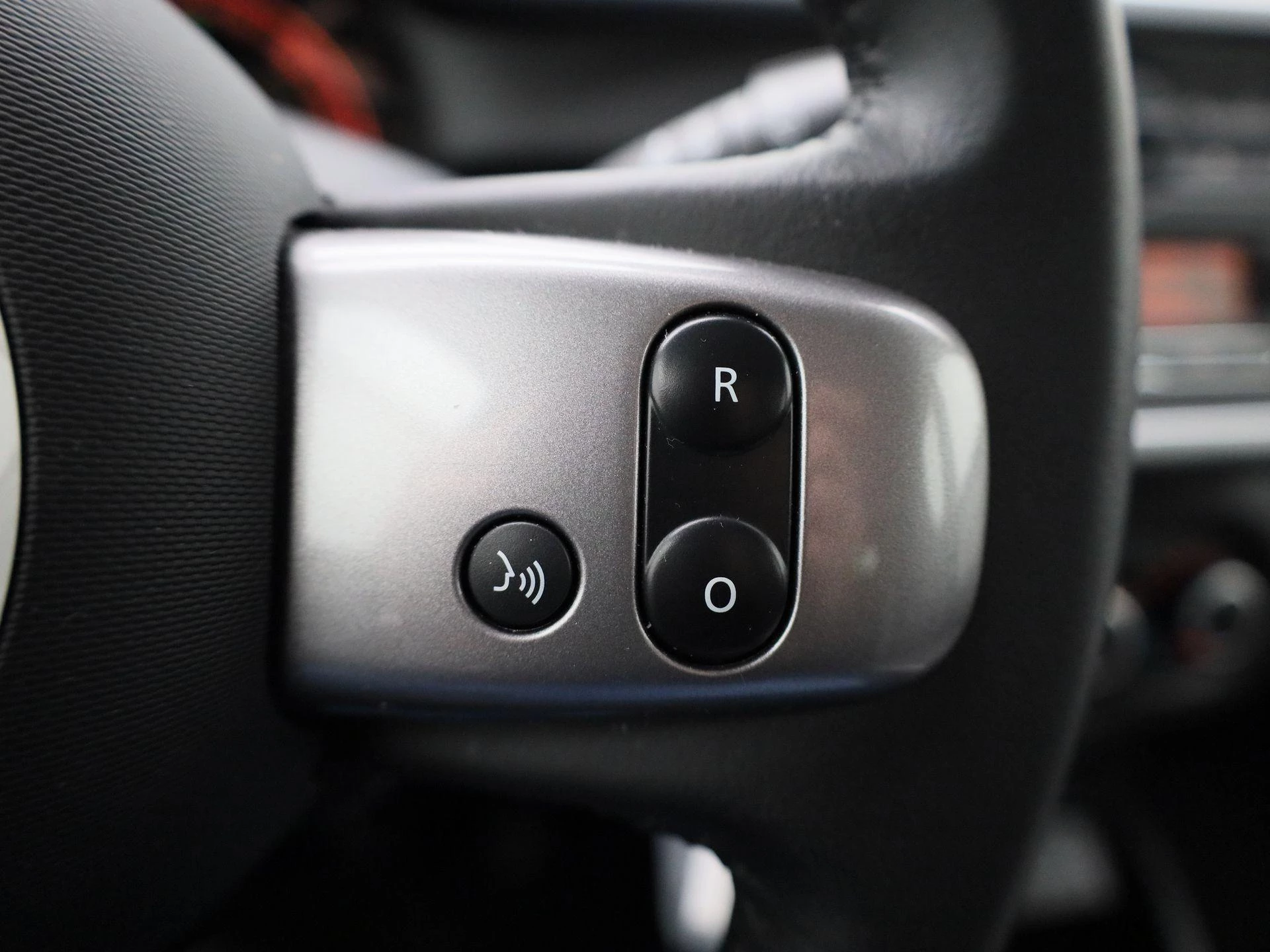Renault-Twingo-image-15