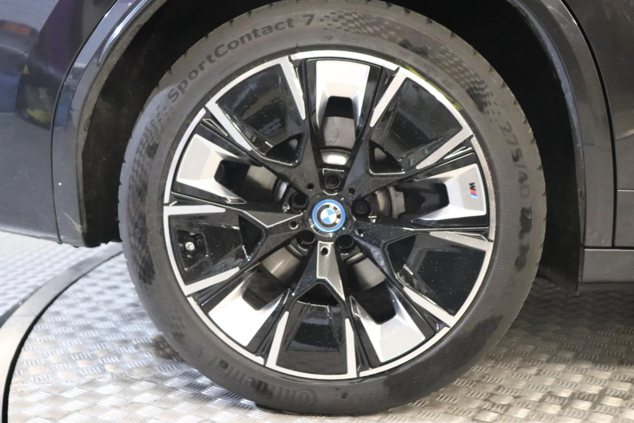 BMW-iX3-image-7