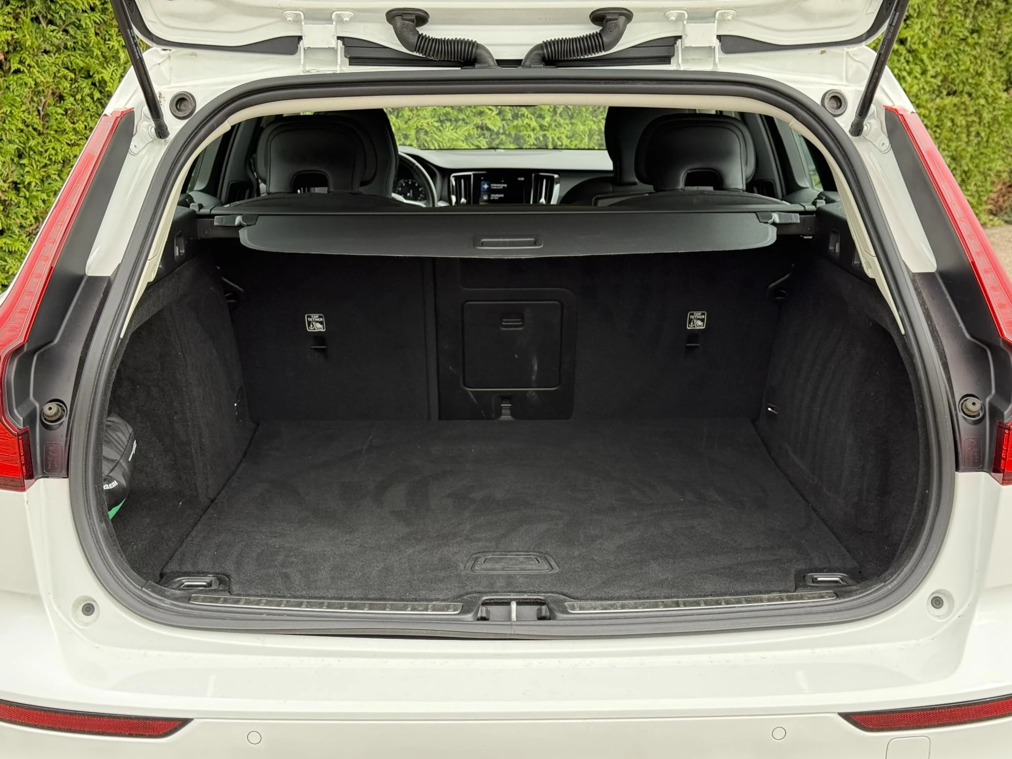Volvo V60 B3 Momentum Advantage