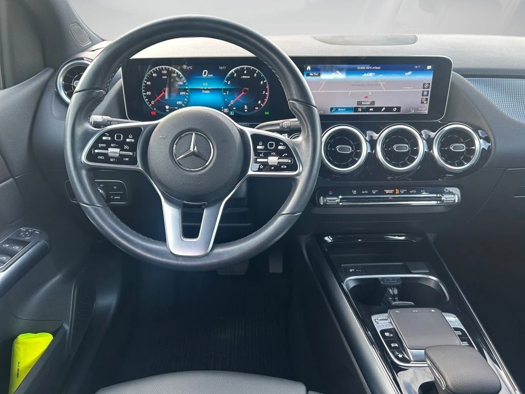 Mercedes-Benz-B-Klasse 200-image-9