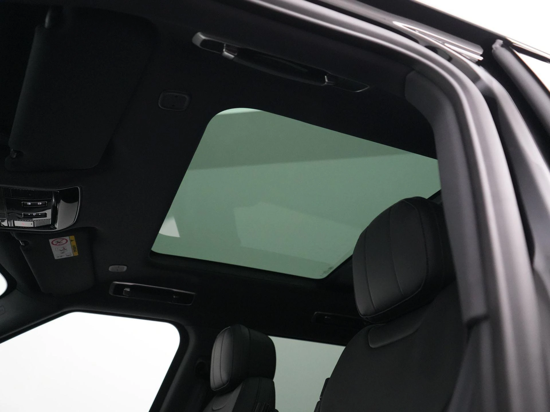 Land Rover-Range Rover Sport-image-23