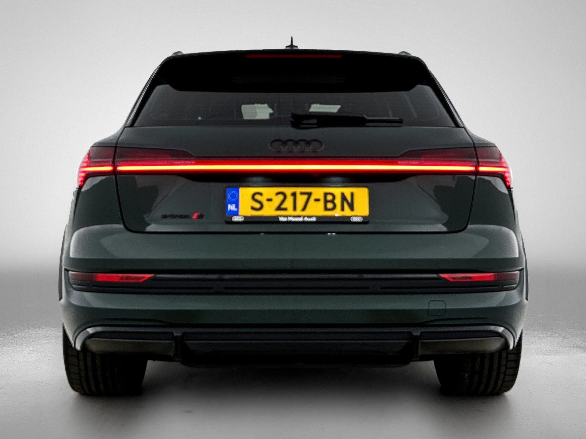 Audi e-tron S quattro 503 PK