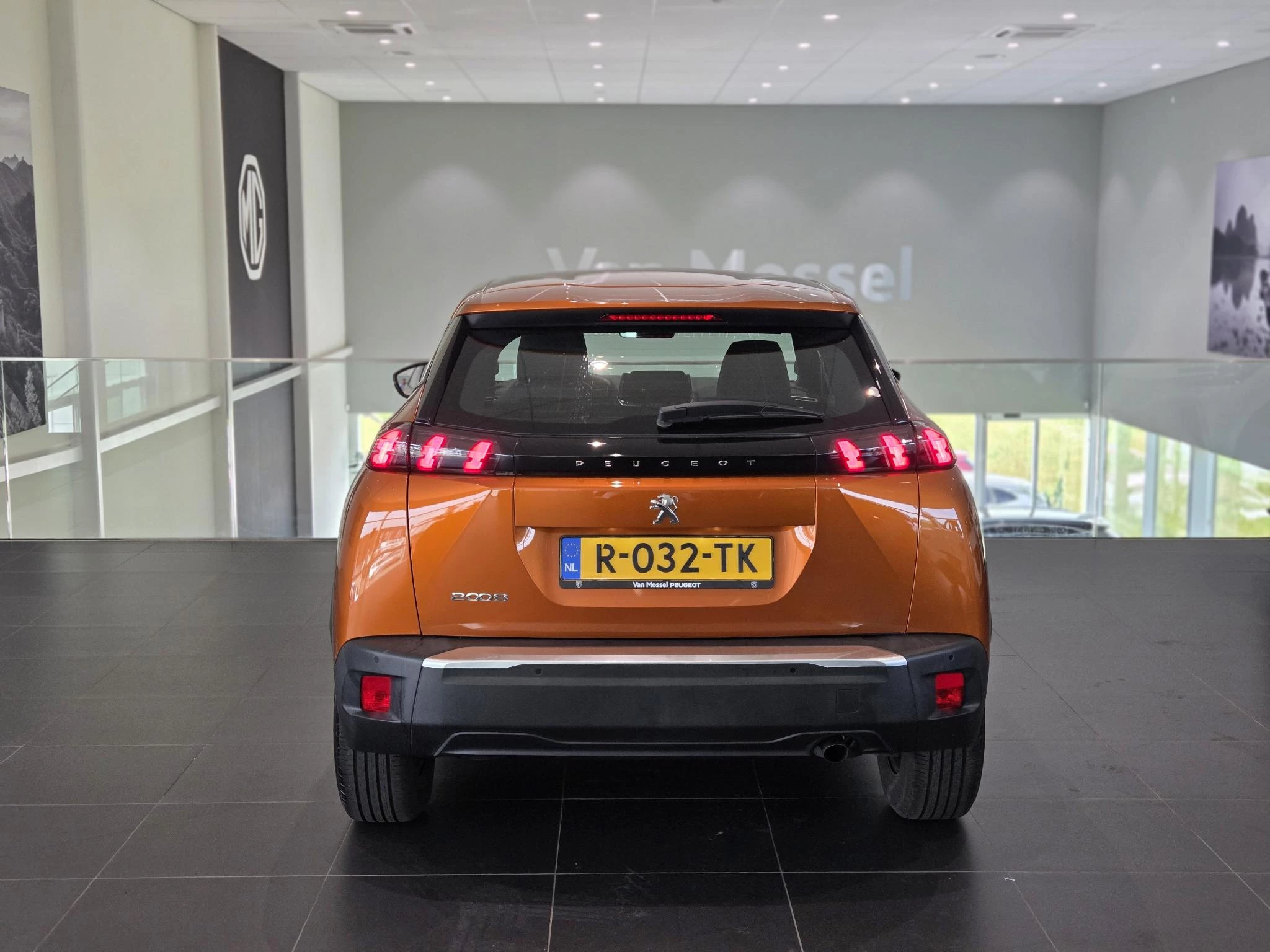 Peugeot 2008 1.2 Active