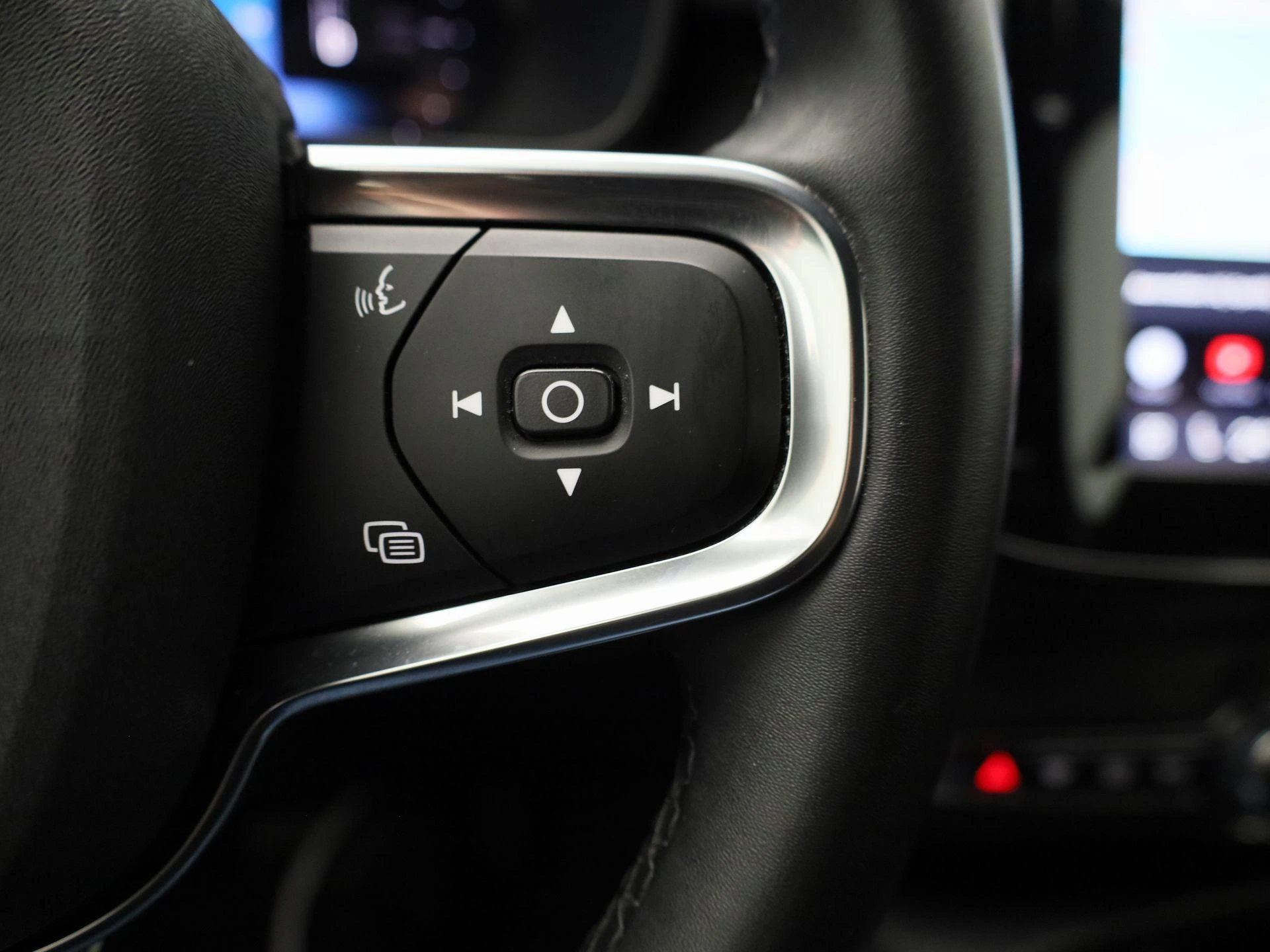 Volvo-XC40-image-17