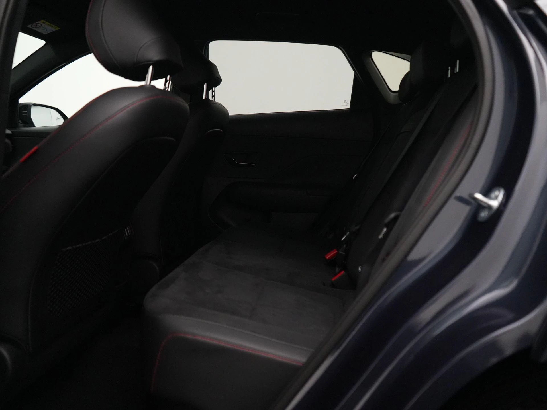 Hyundai-Kona-image-39