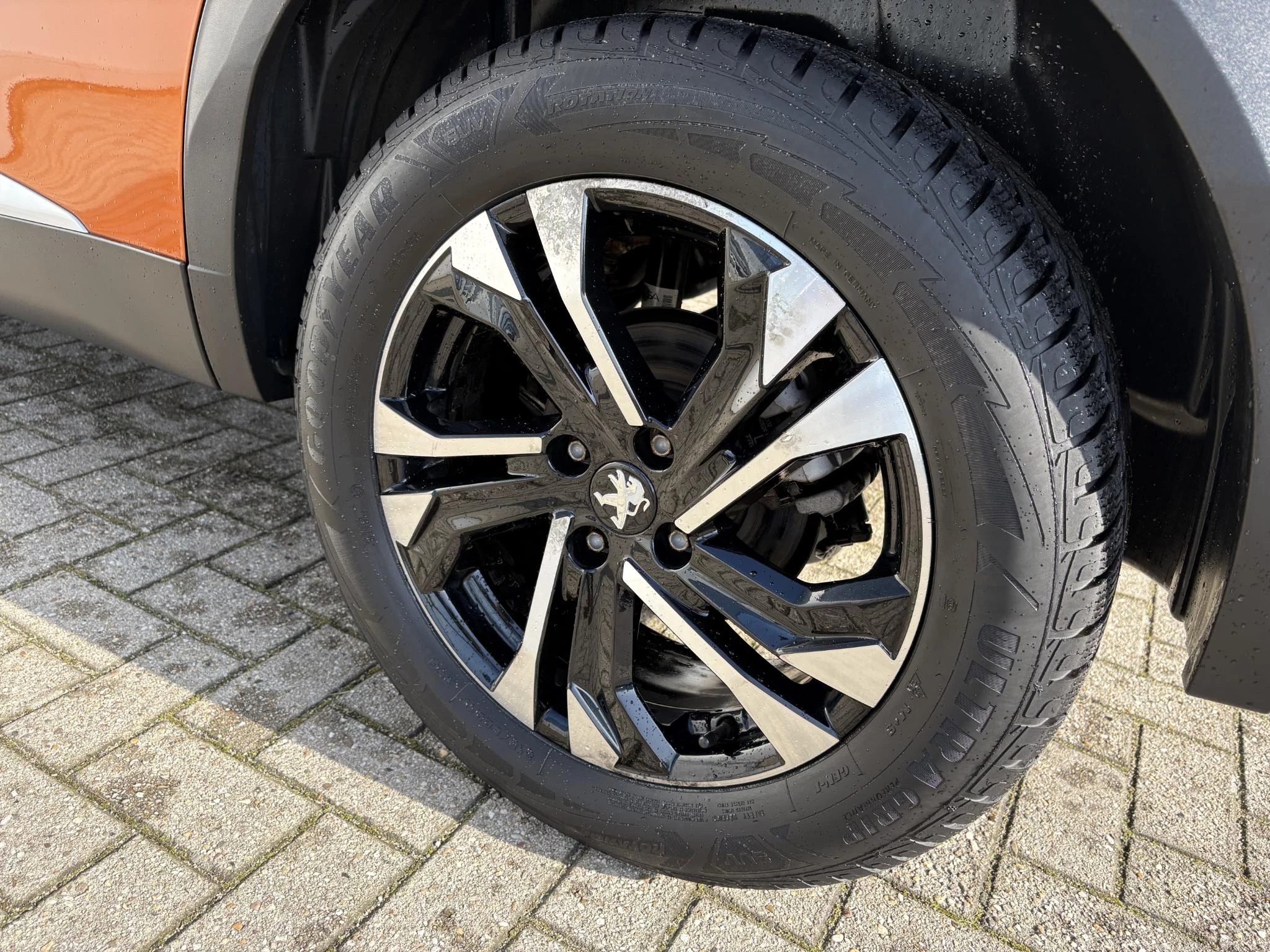 Peugeot-2008-image-8