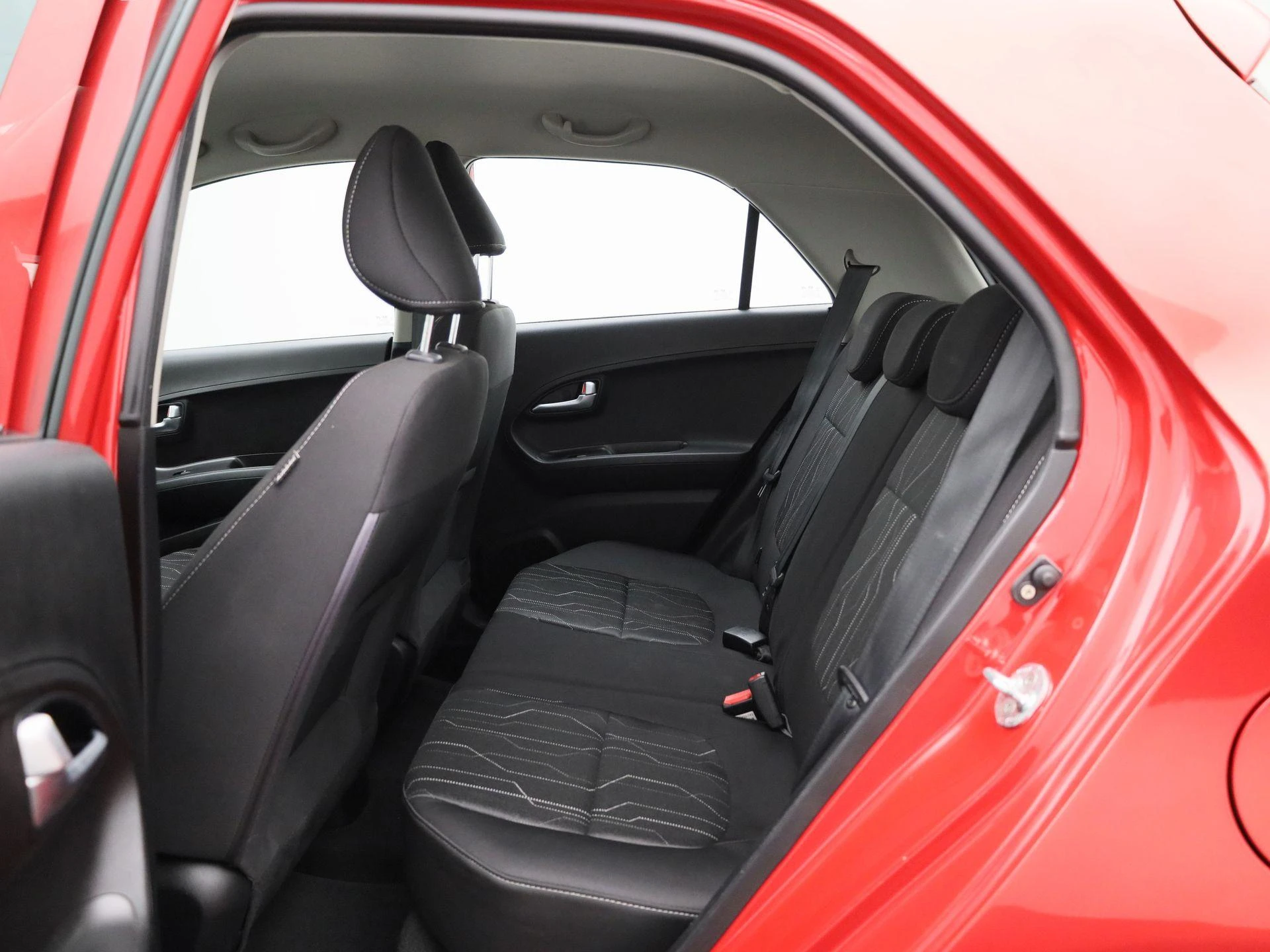 Kia-Picanto-image-9