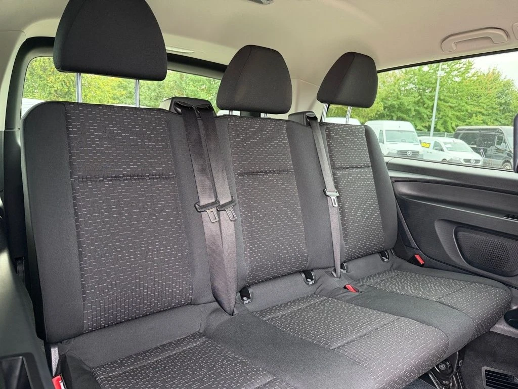 Mercedes-Benz-Vito 116-image-19