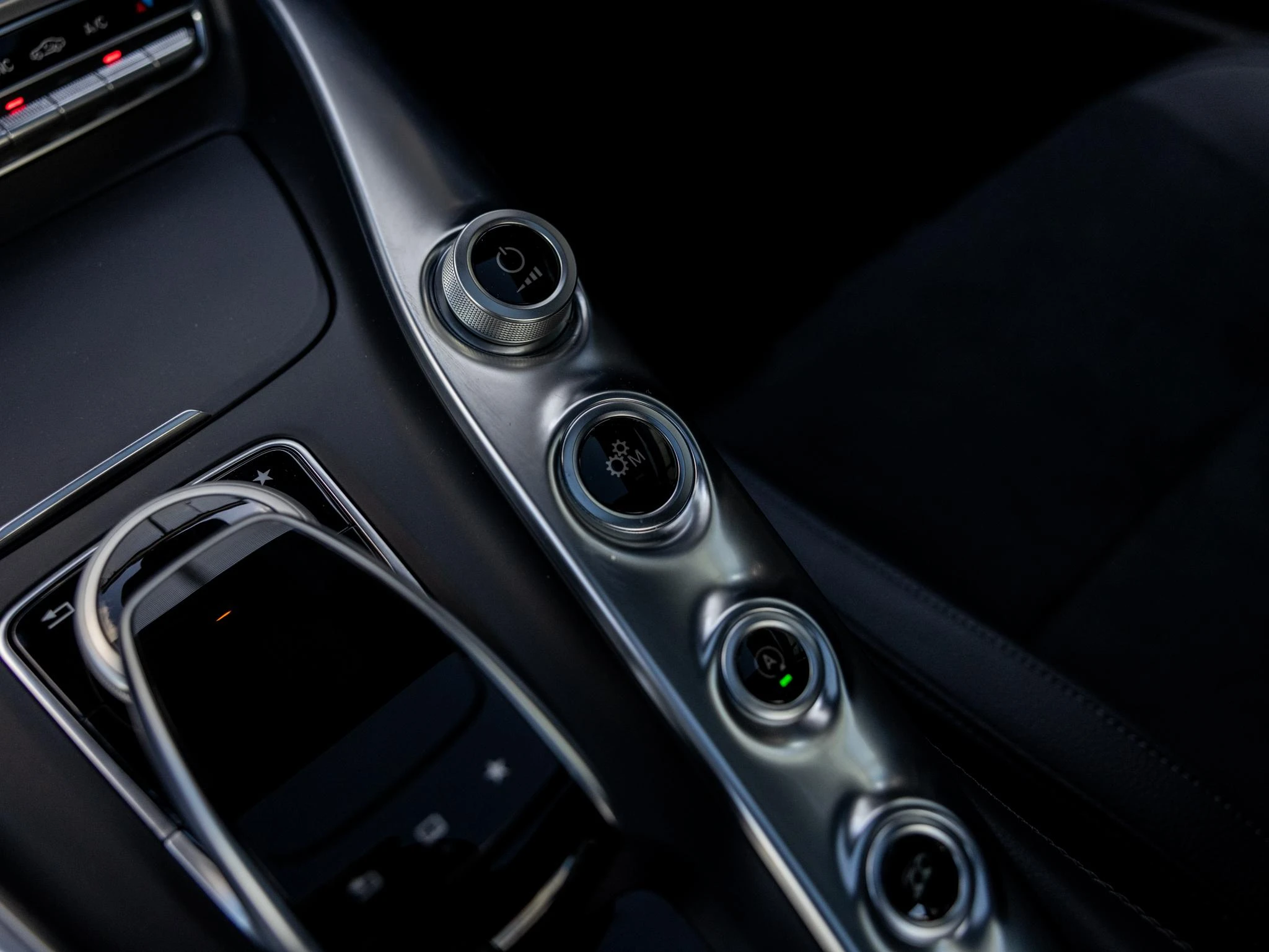 Mercedes-AMG-GT-image-42