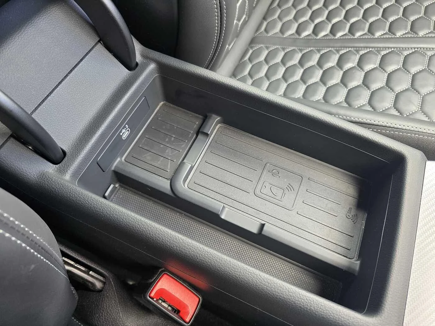 Audi-RS4-image-19