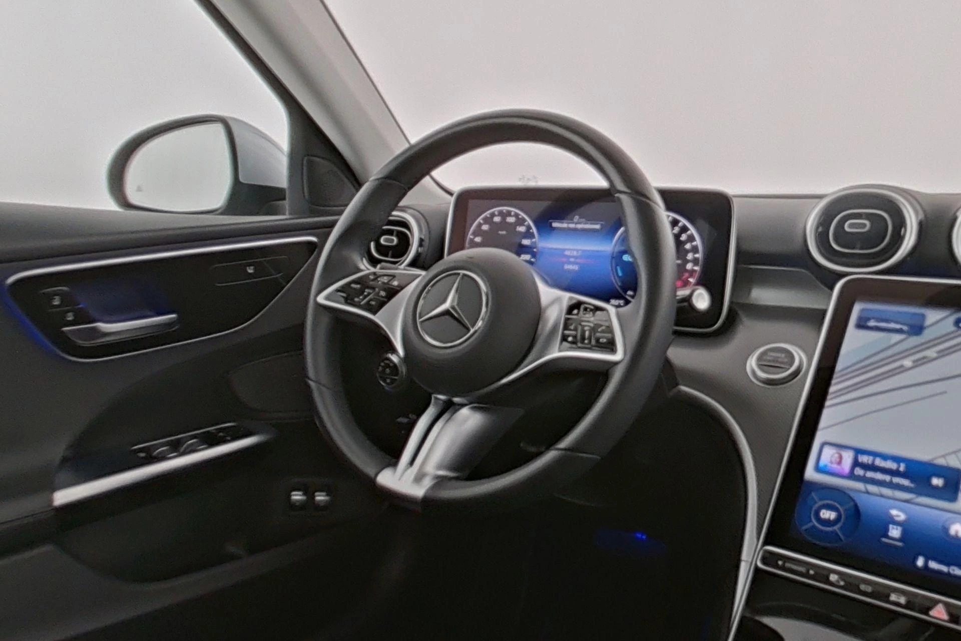 Mercedes-Benz C-Klasse 300 e Break Luxury Line + CARPLAY + PANO DAK + TREKHAAK + CAMERA +