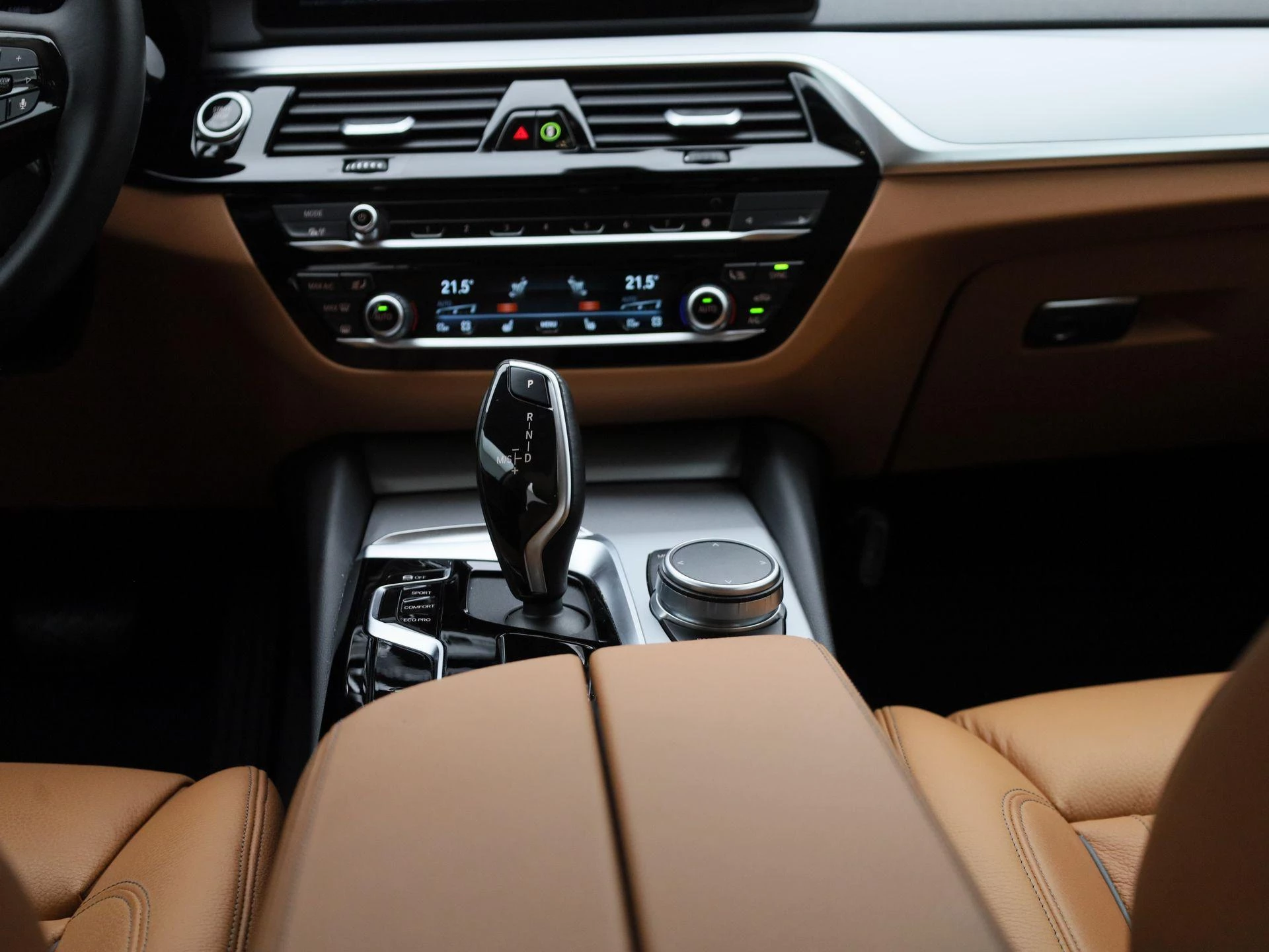 BMW-5 Serie-image-10