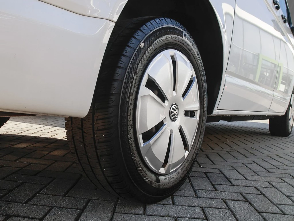 Volkswagen Transporter T6.1 Caravelle 2.0 TDI Klima