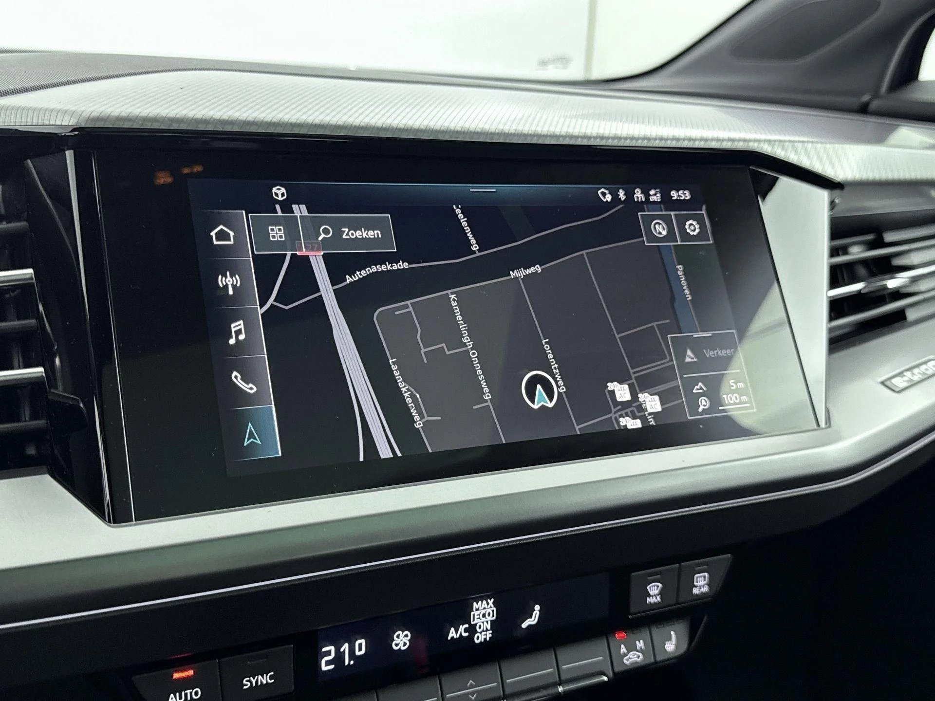 Audi-Q4 e-tron-image-18