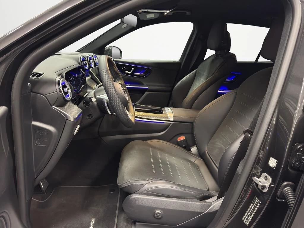 Mercedes-Benz GLC 300 d 4M AMG AHK MBUX SHZ KEYLESS-GO AMG LineX254 GLC 300 d 4M AMG AHK MBUX SHZ KEYLESS-GO AMG Line