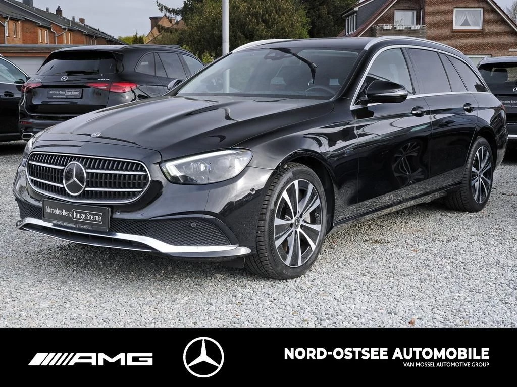 Mercedes-Benz E-Klasse 300 T de AVANTGARDE NAVI KAMERA SITZH AVANTGARDEW213 E 300 T de AVANTGARDE NAVI KAMERA SITZH AVANTGARDE