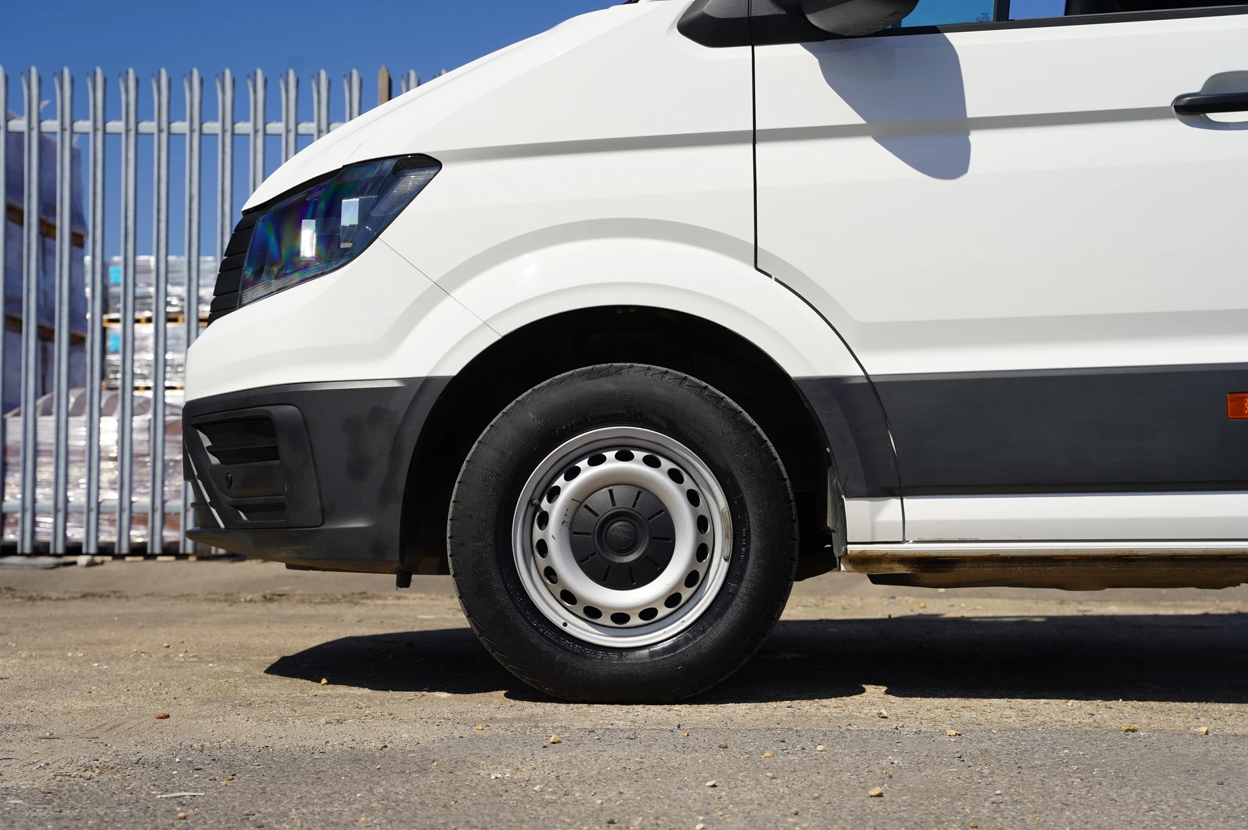 Volkswagen-Crafter-image-4