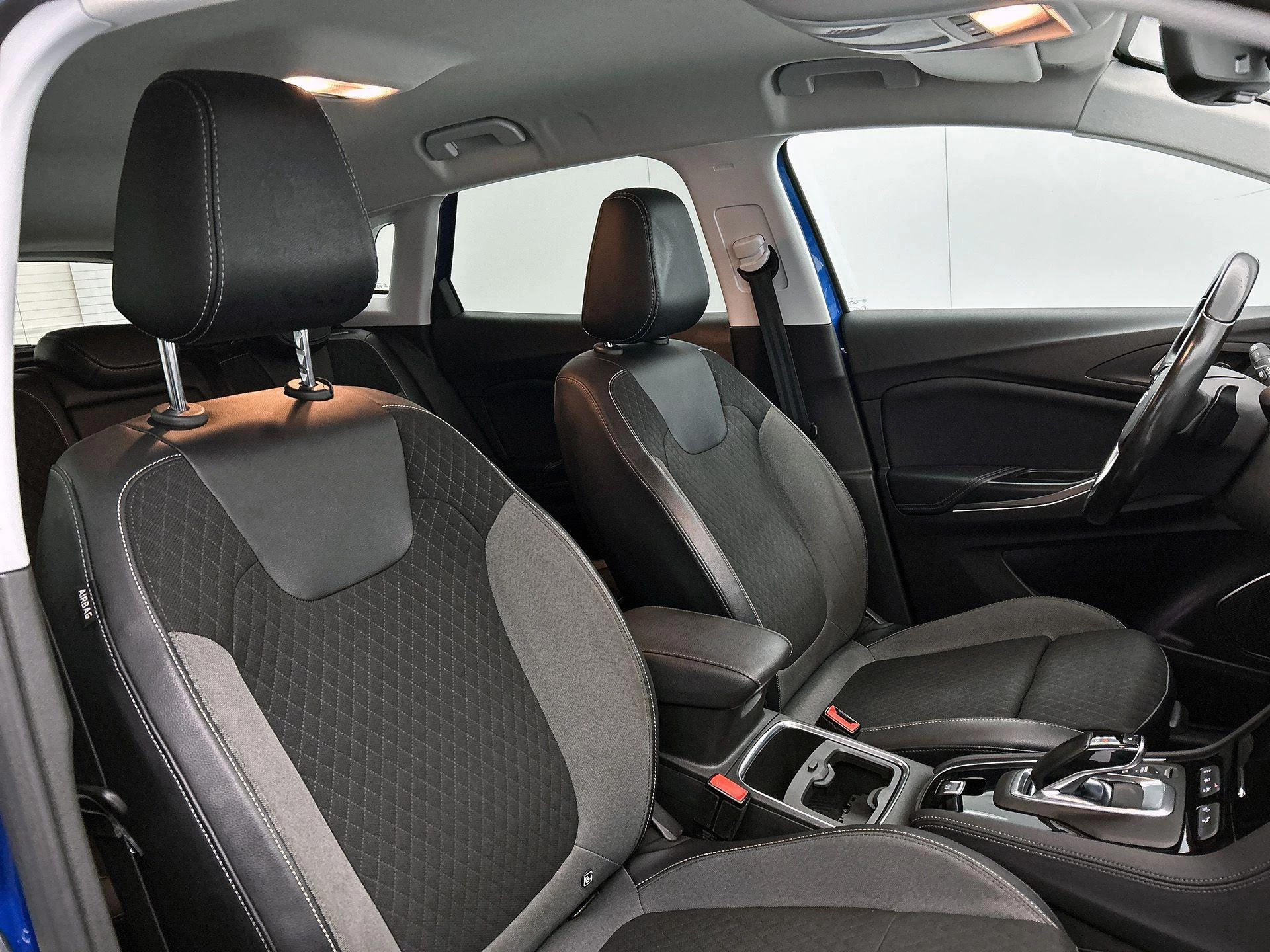 Opel-Grandland X-image-32