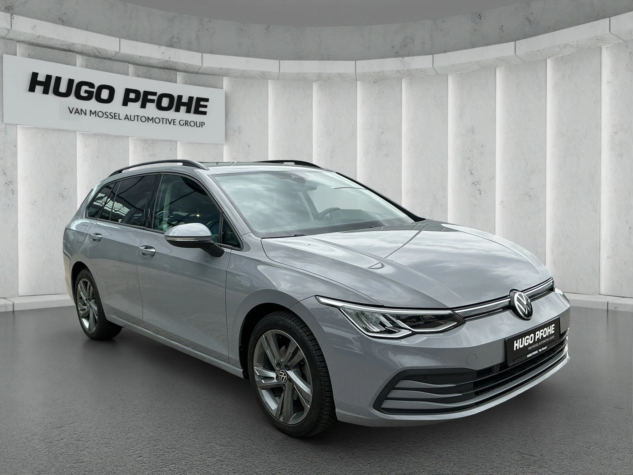 Volkswagen Golf VIII 1.0 eTSI Life OPF