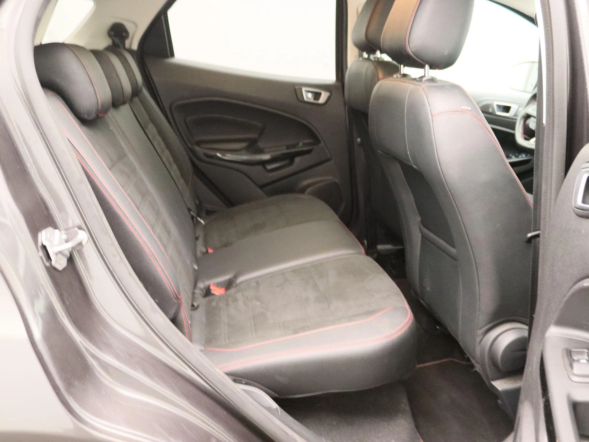 Ford-EcoSport-image-25