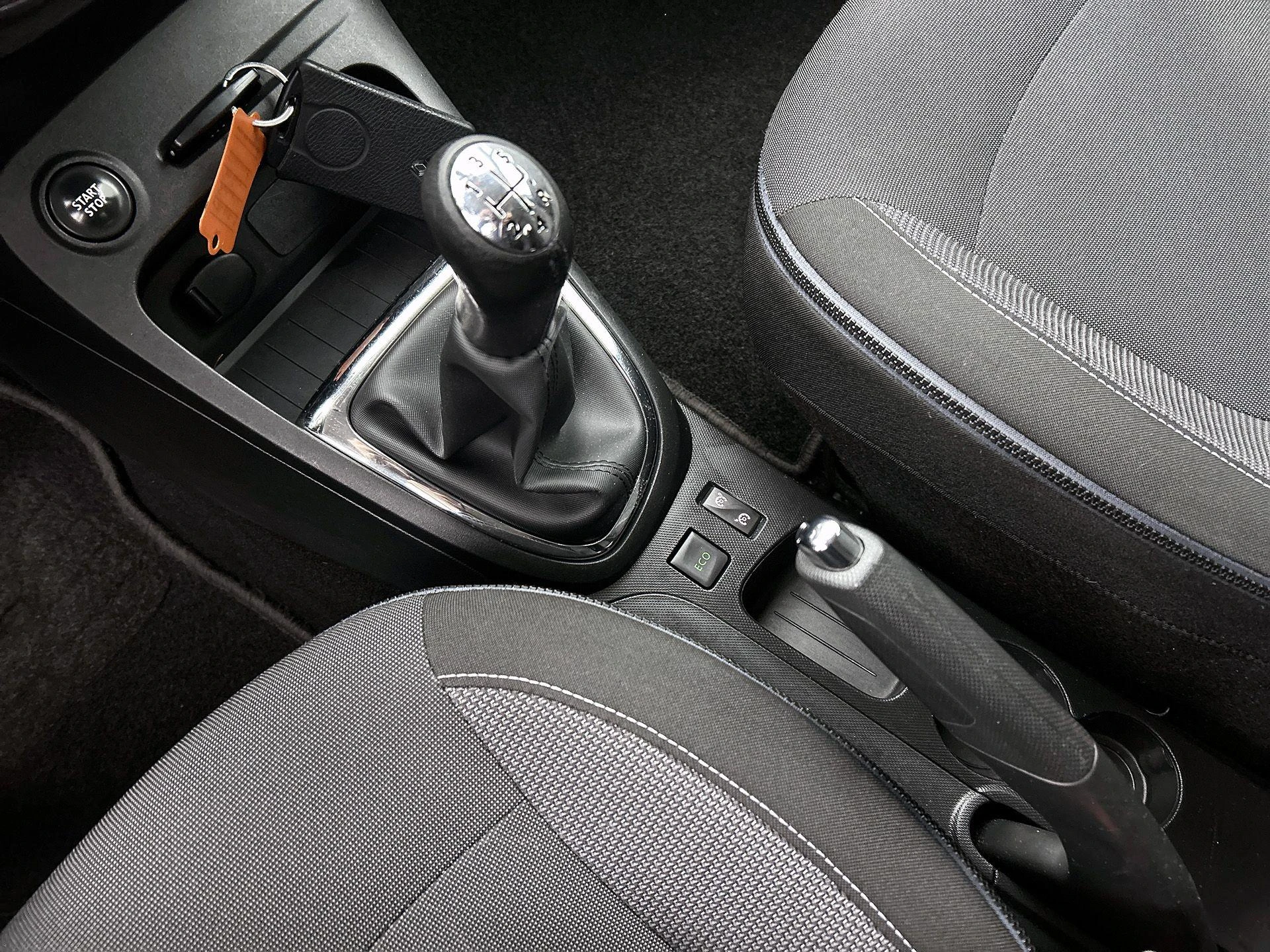 Renault-Captur-image-11