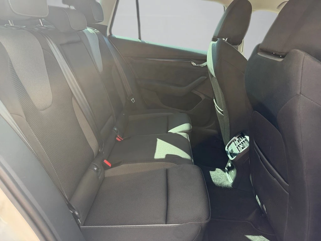 Škoda-Octavia-image-10