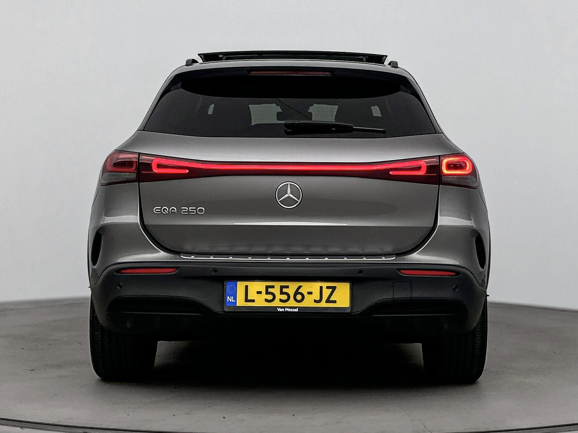 Mercedes-Benz Eqa