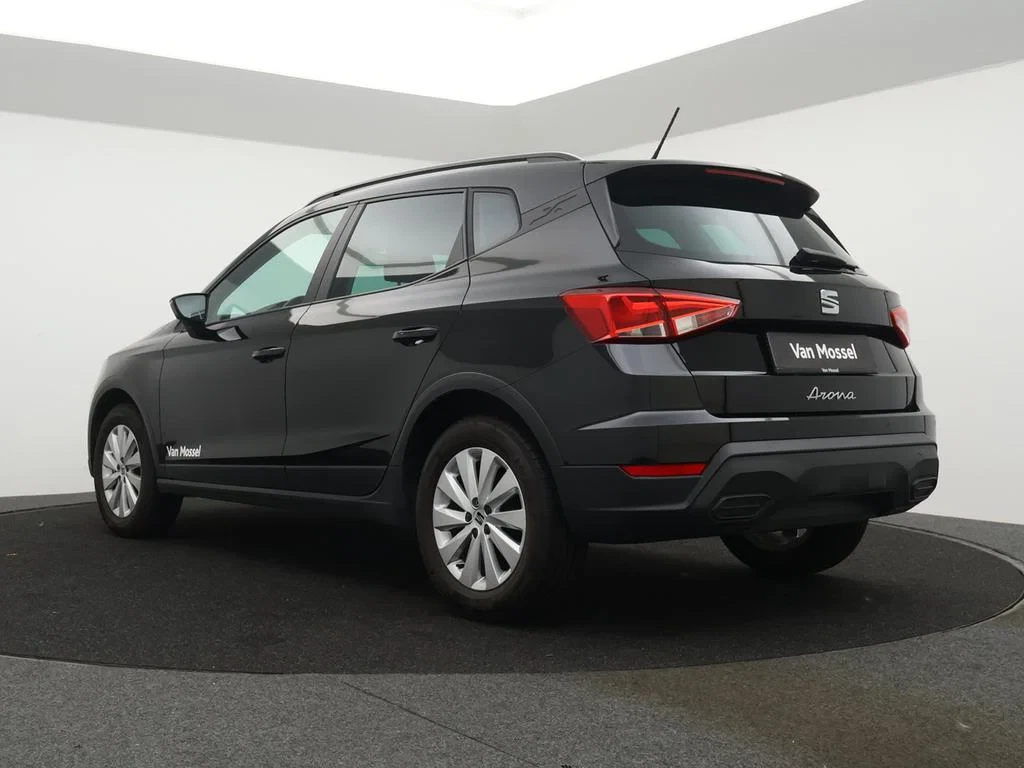 SEAT-Arona-image-7
