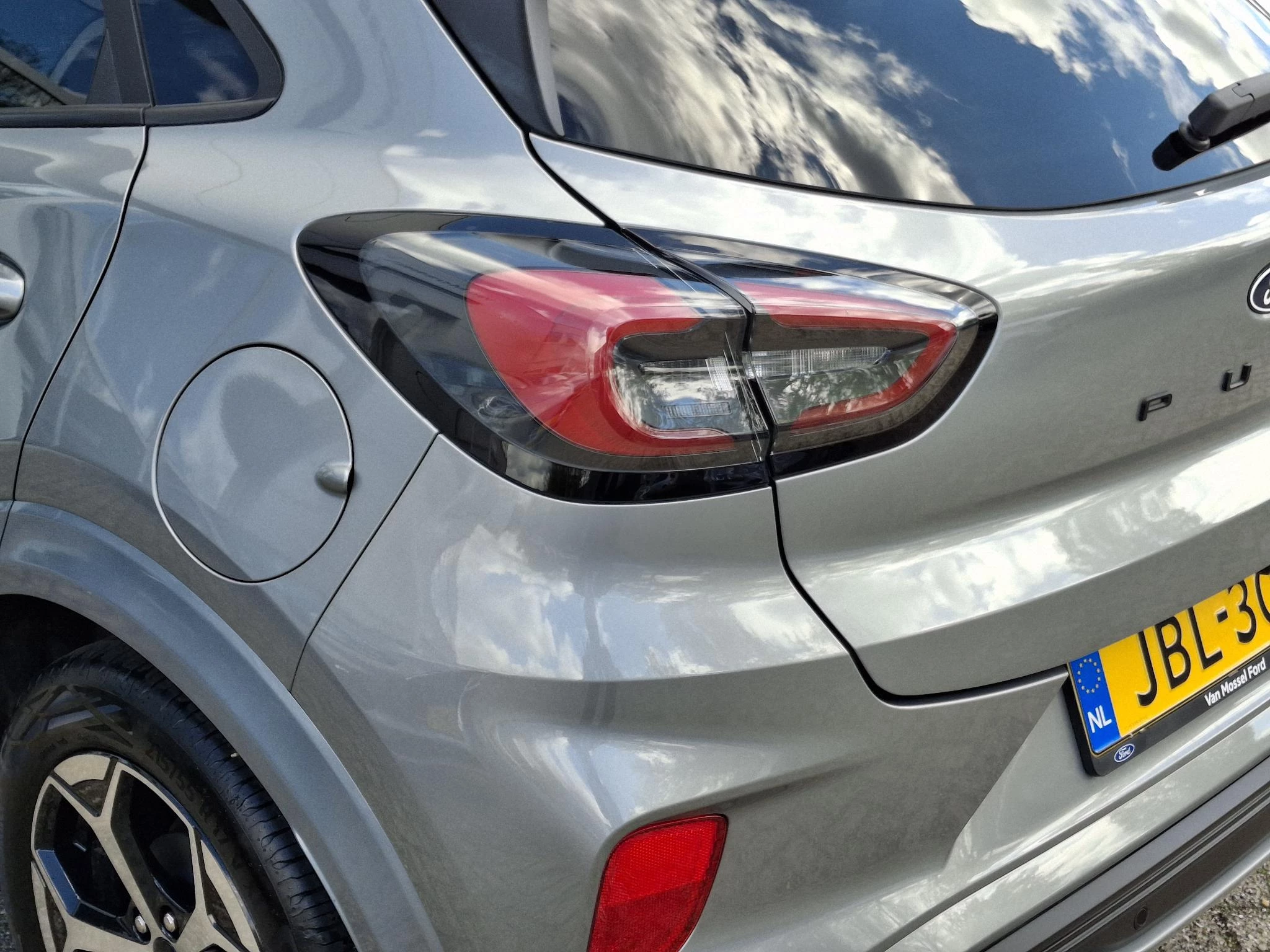 Ford Puma 1.0 EcoBoost Hybrid ST-Line