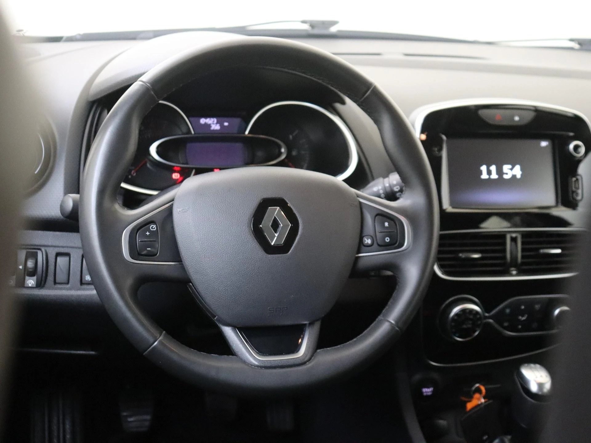 Renault-Clio-image-10