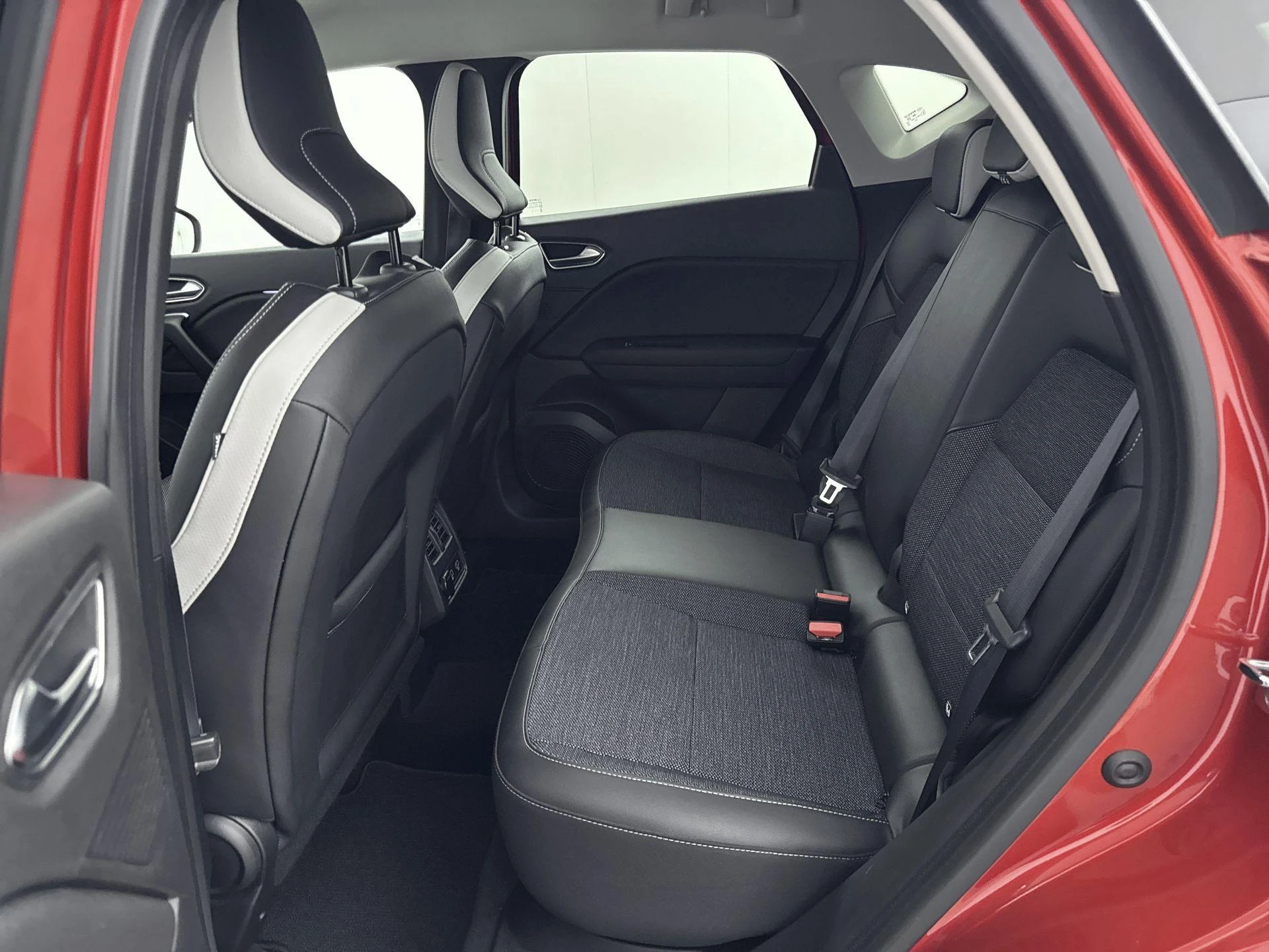 Renault-Captur-image-25