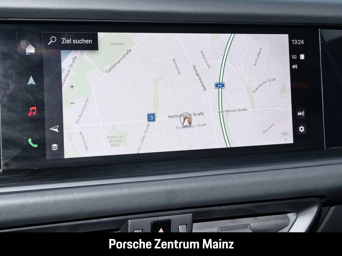 Porsche-Cayenne-image-17