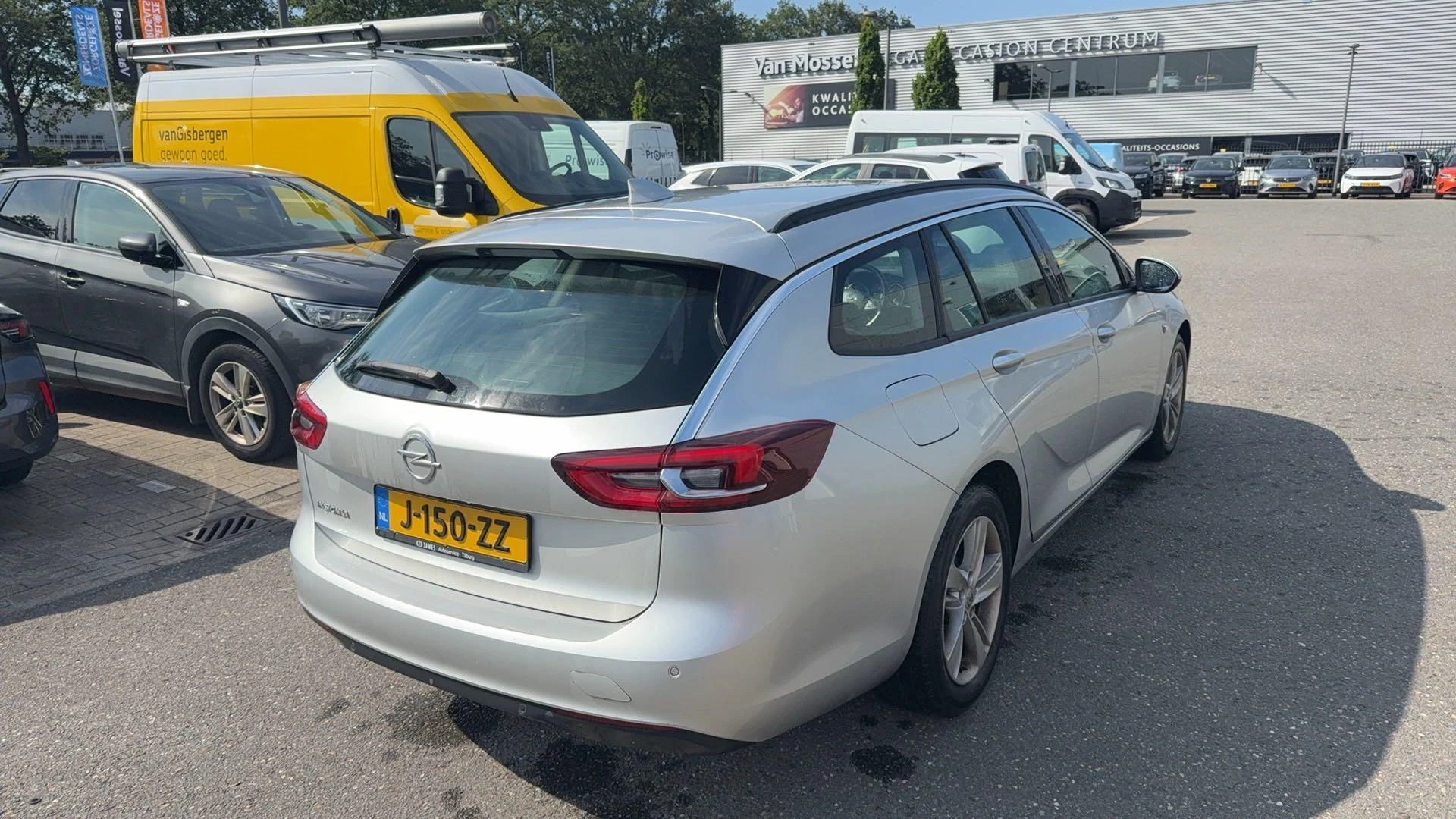 Opel-Insignia-image-3