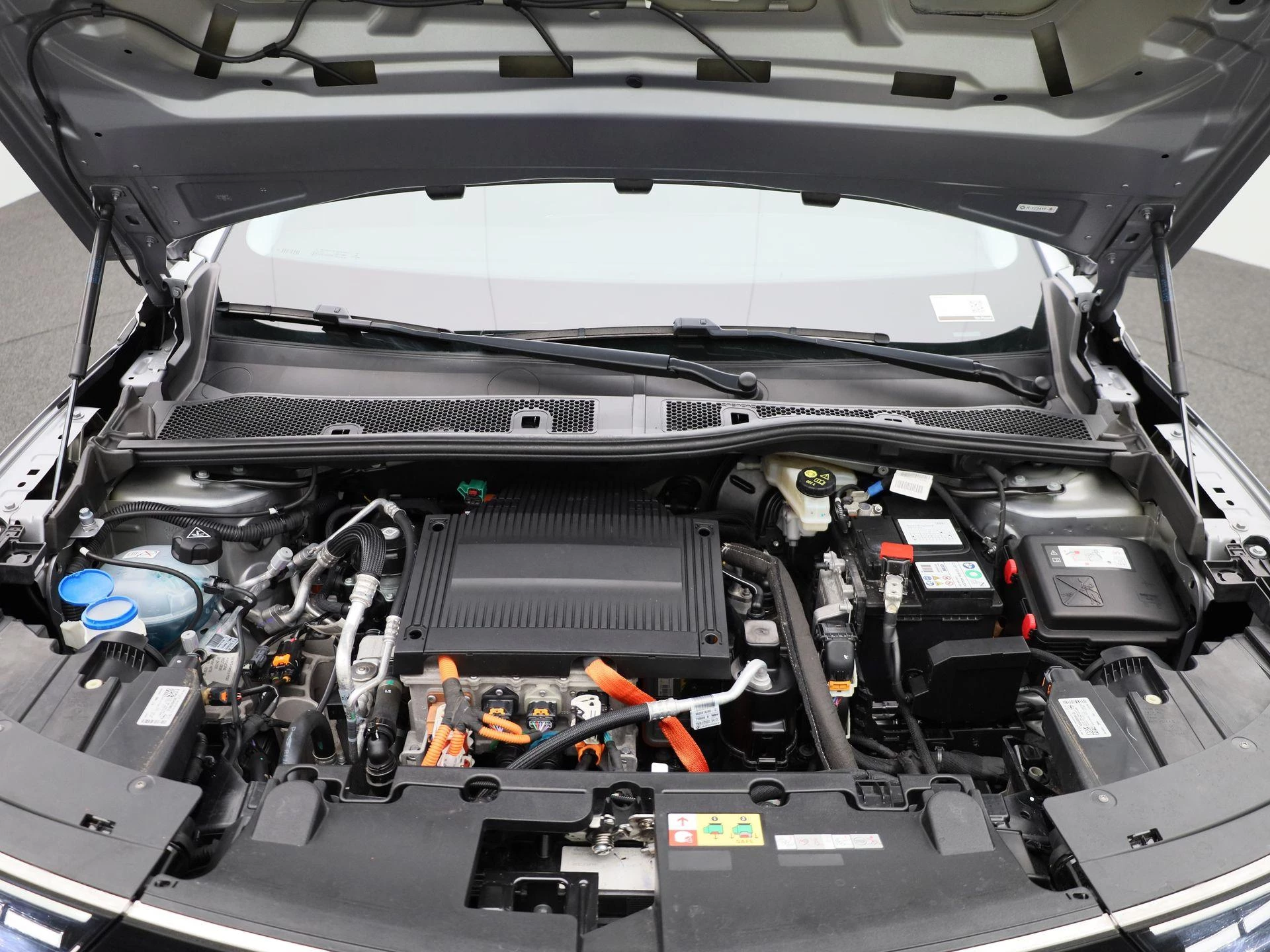 Opel-Mokka-e-image-33