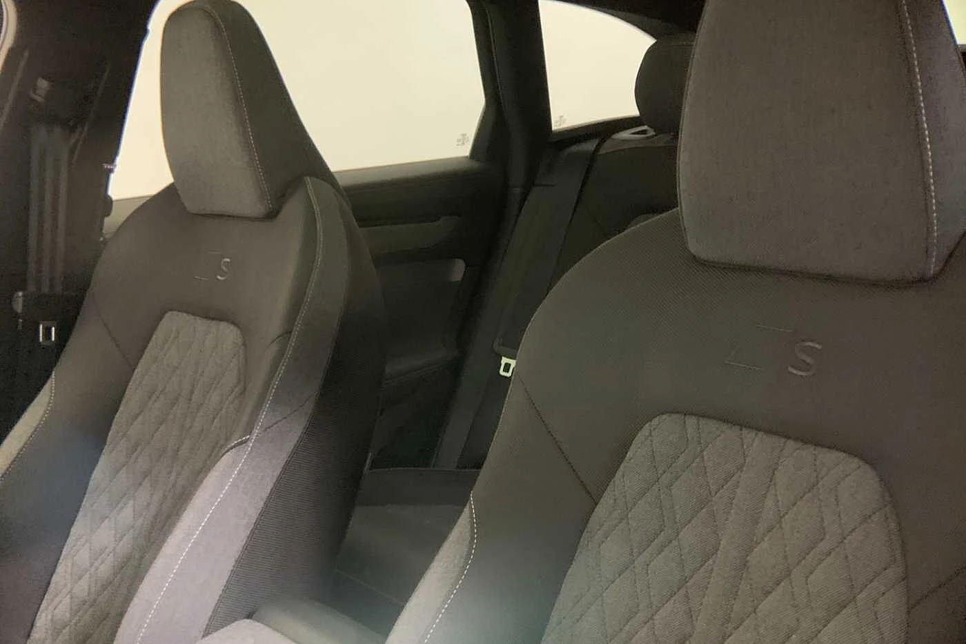 Audi-A6-image-8